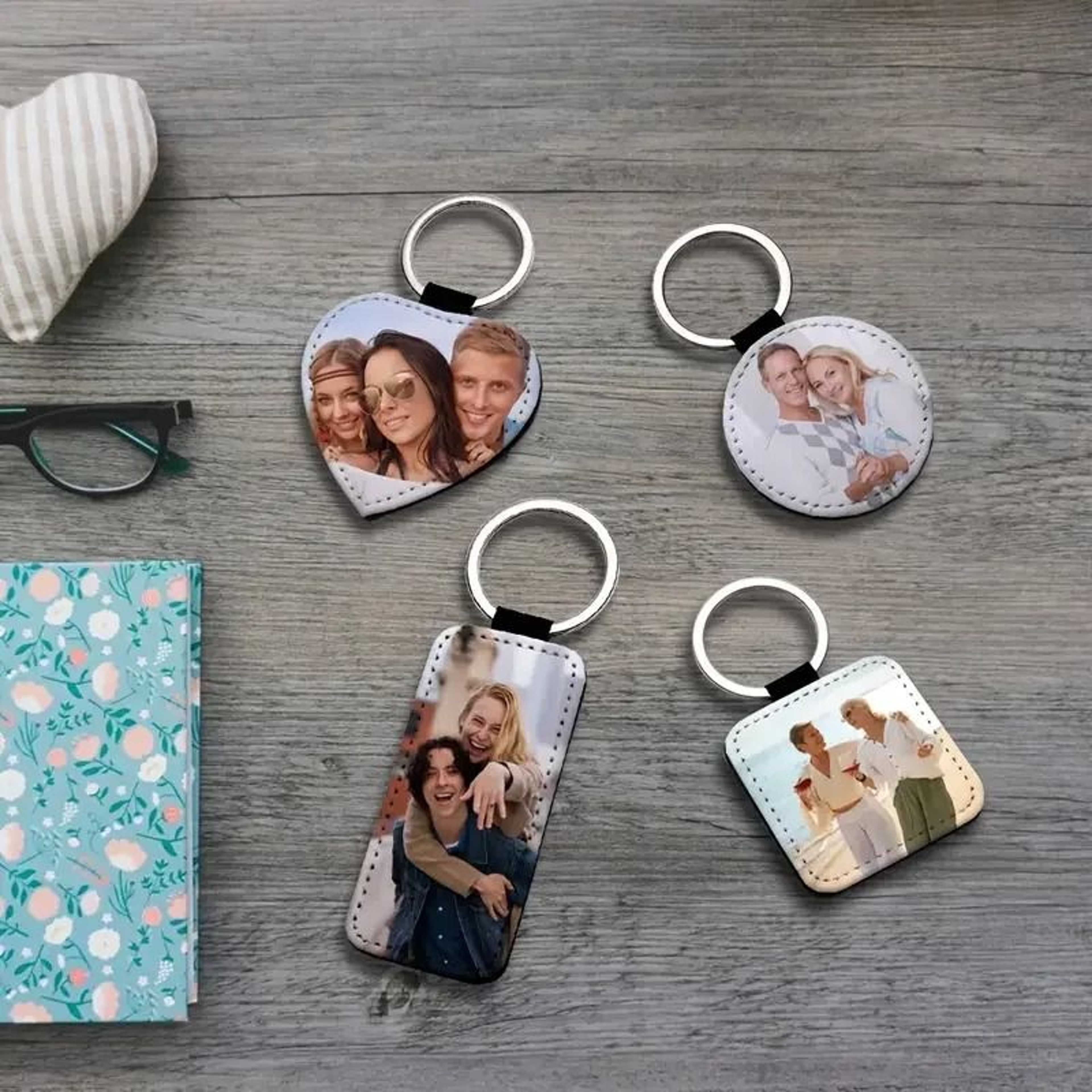 Personalized Photo PU Leather Keychain For Meaningful Everyday Gift Keepsake Memories 0