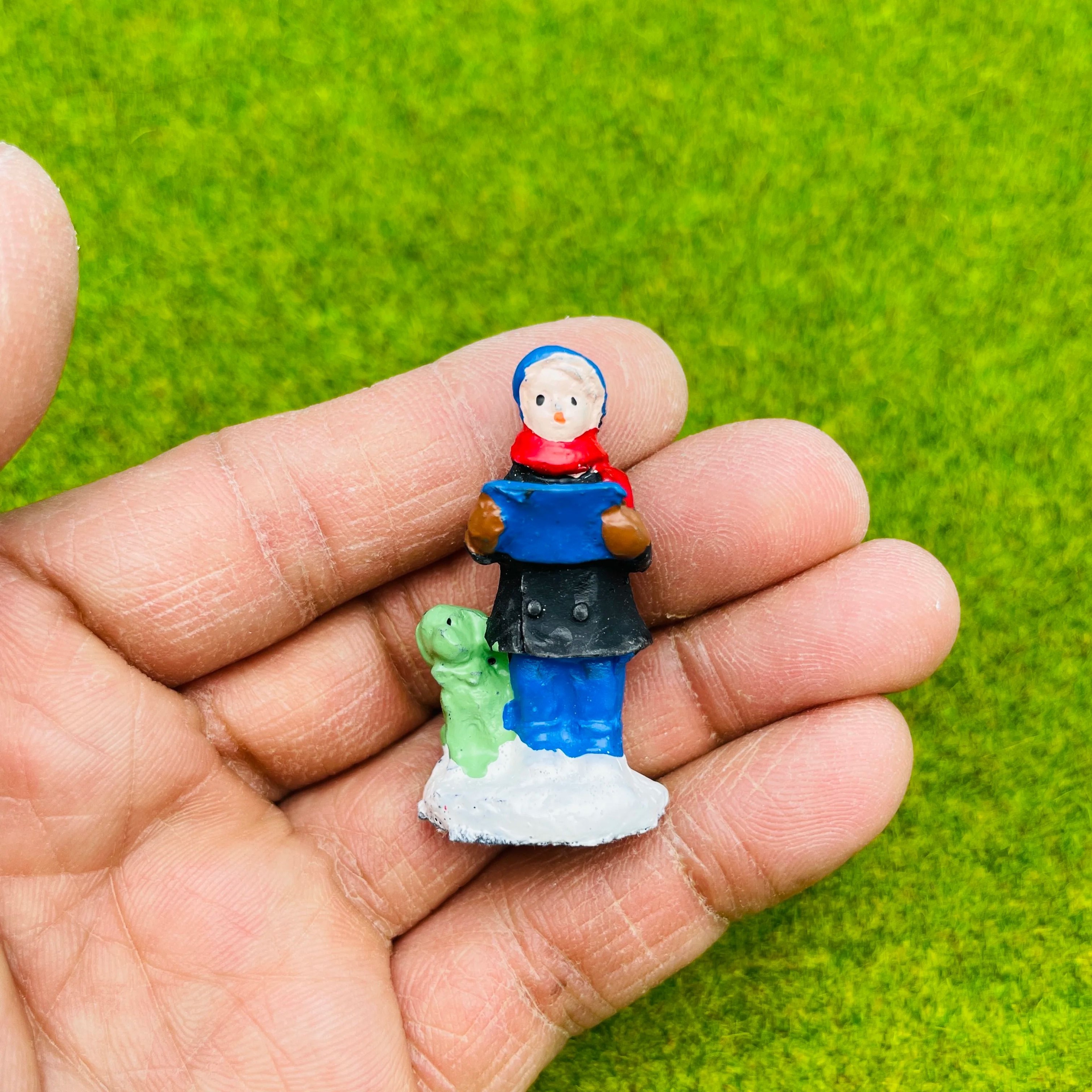 Miniature Garden Figurines For Bonsai Fairy Landscapes And Creative Desk Decor 7