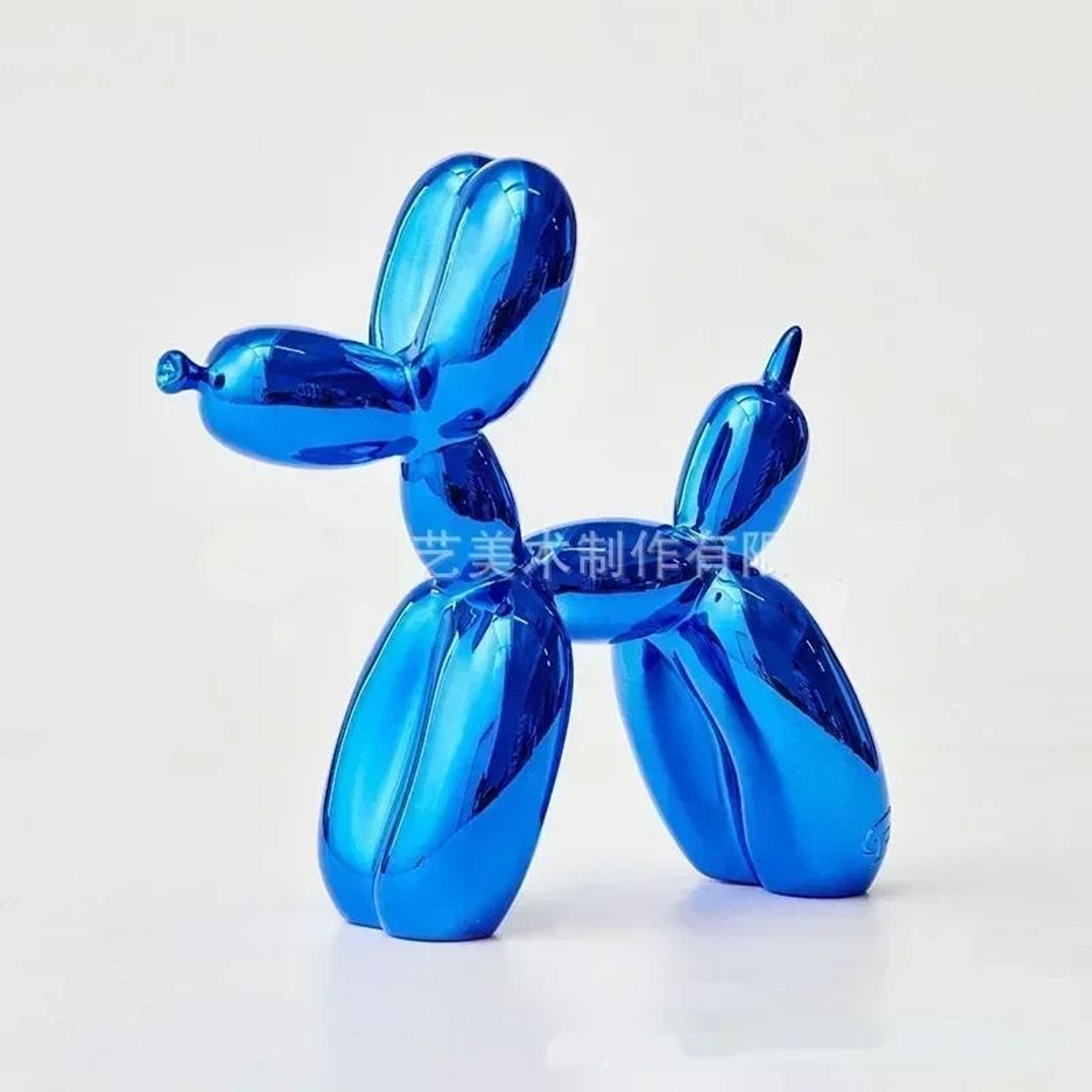 Modern Resin Balloon Dog Sculpture For Playful Nordic Home Office Decor 9