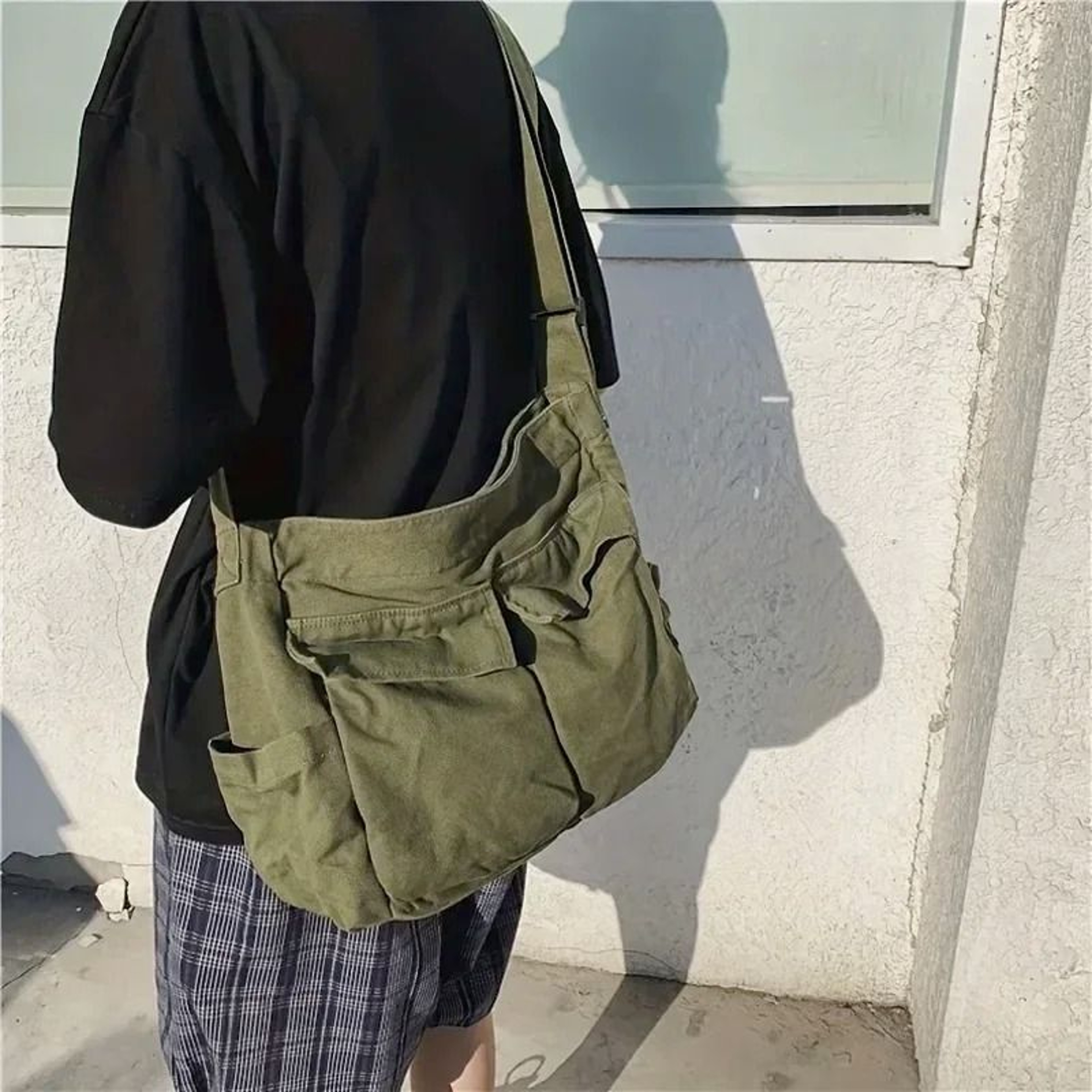 Large Capacity Canvas Messenger Shoulder Bag For Easy Everyday Womens Carry 8