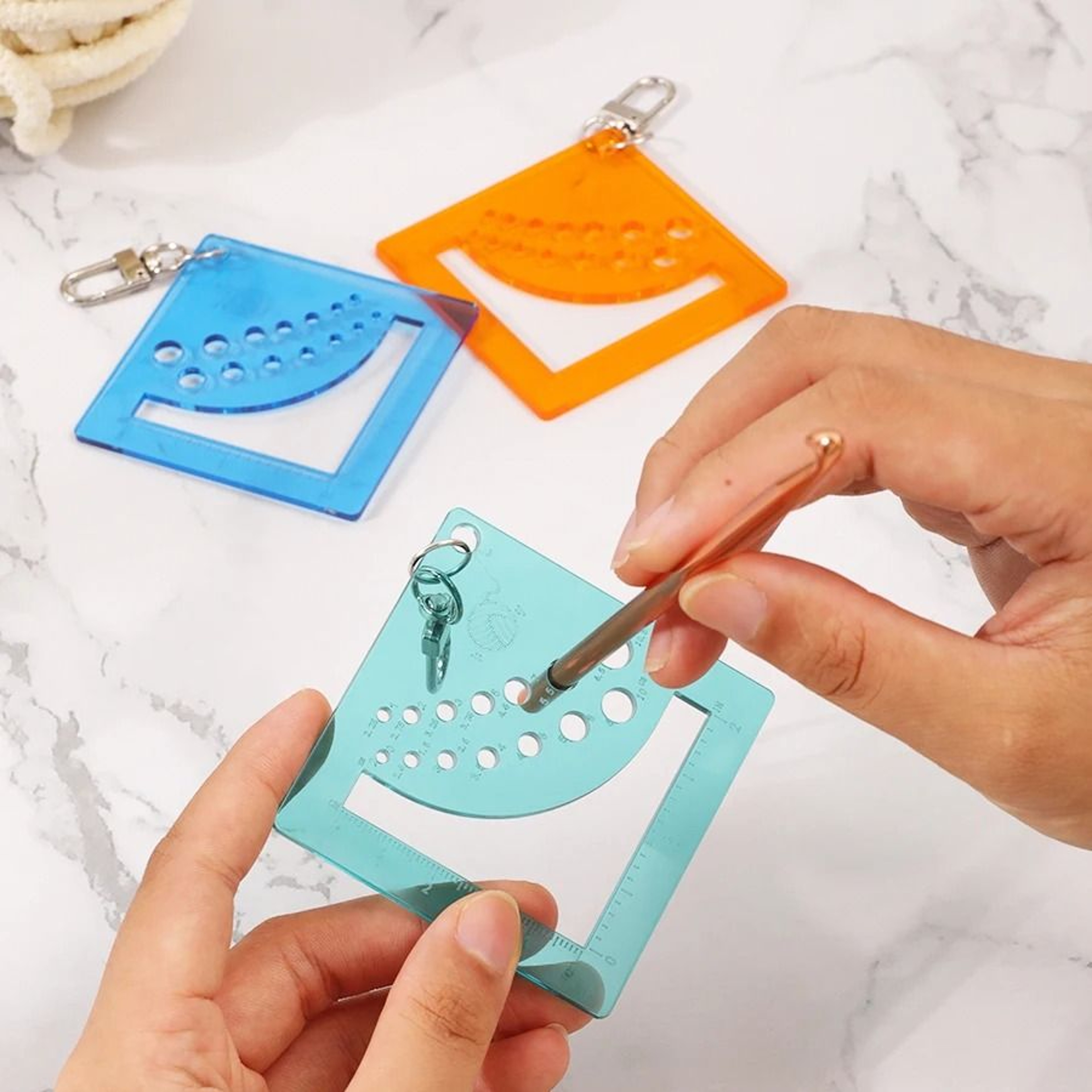 Multifunction Knitting Gauge Ruler With Stitch Calculator Threader And Cutter Tool 9