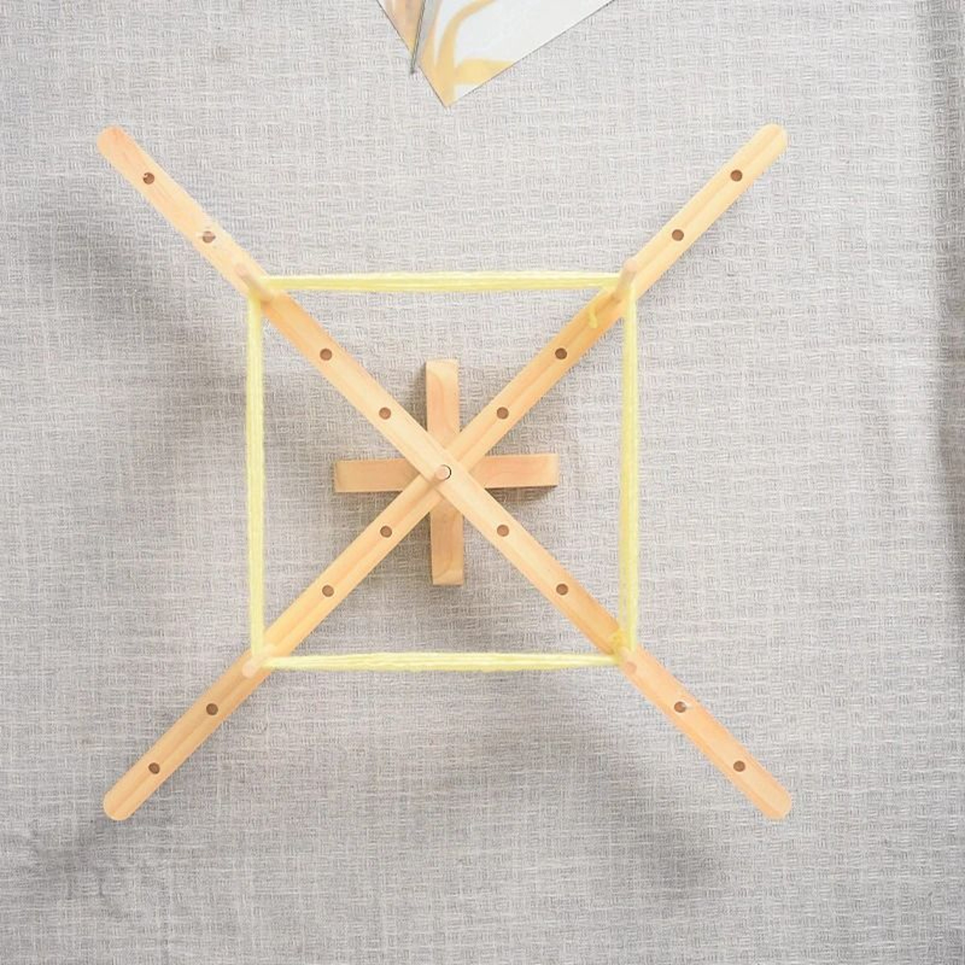 Wooden Yarn Swift Winder For Smooth Skein Holding And Easy Winding 3