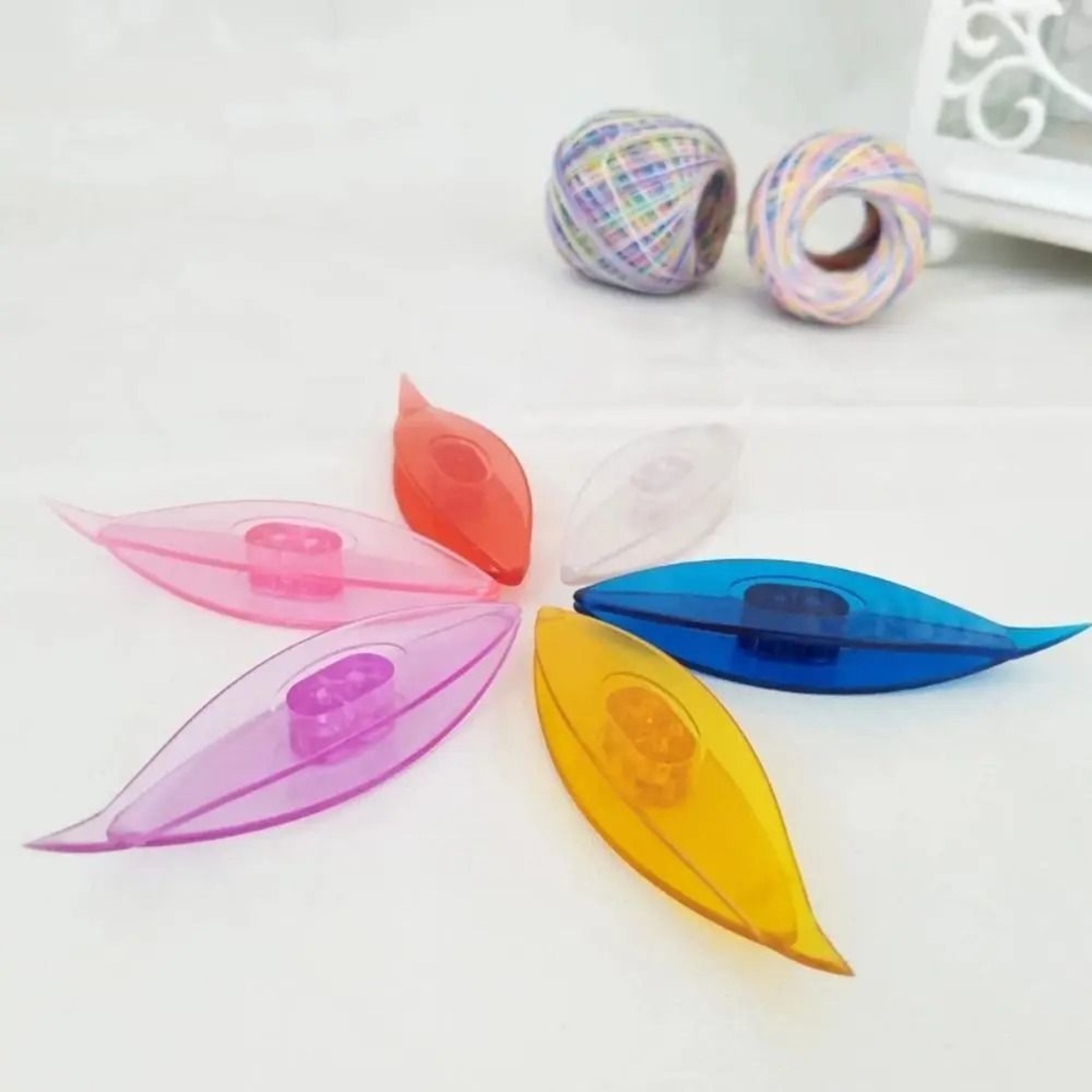 Large Plastic Tatting Shuttle For Smooth Lace Making And Thread Crafting 0