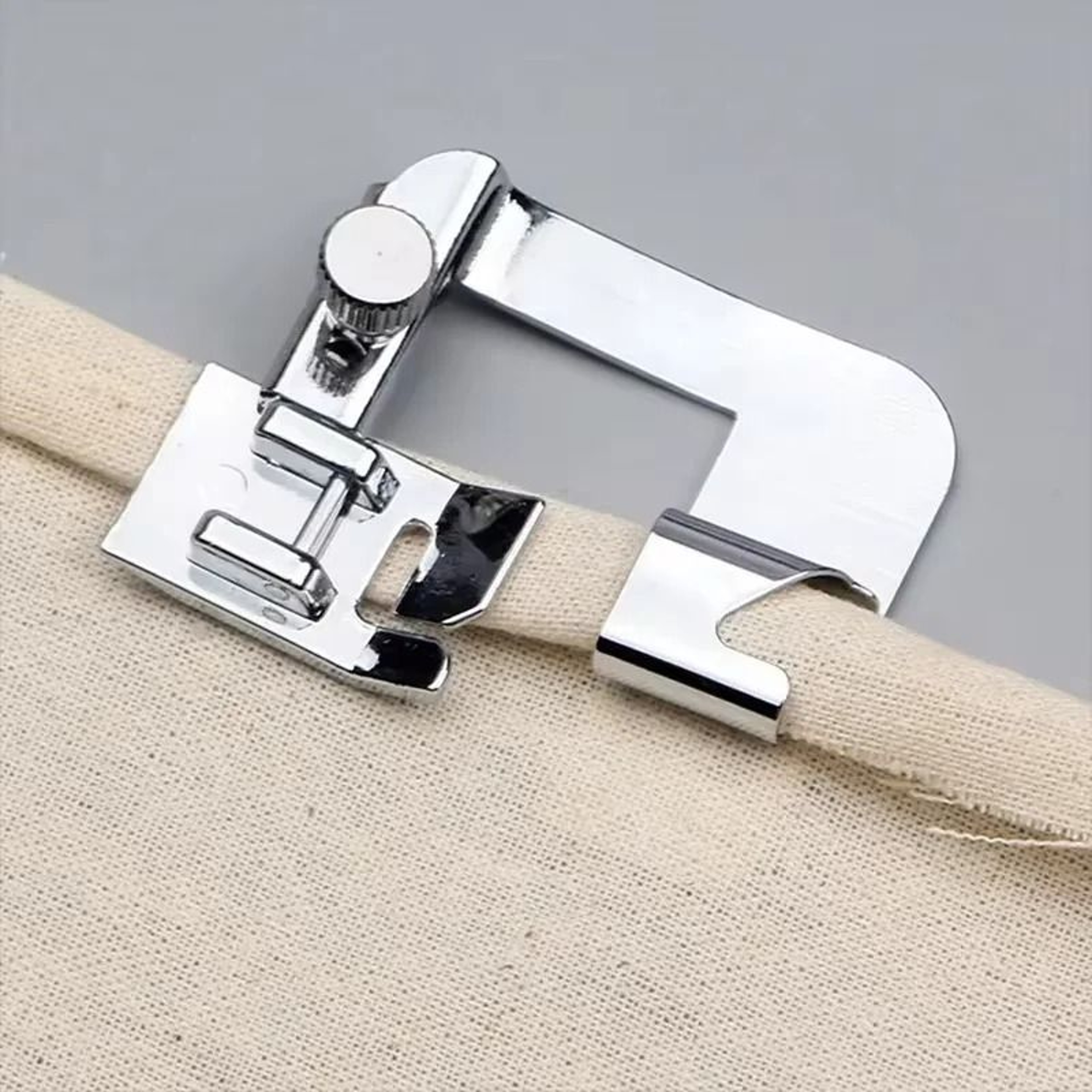 Wide And Narrow Rolled Hem Presser Feet For Cleaner Sewing Edges 9