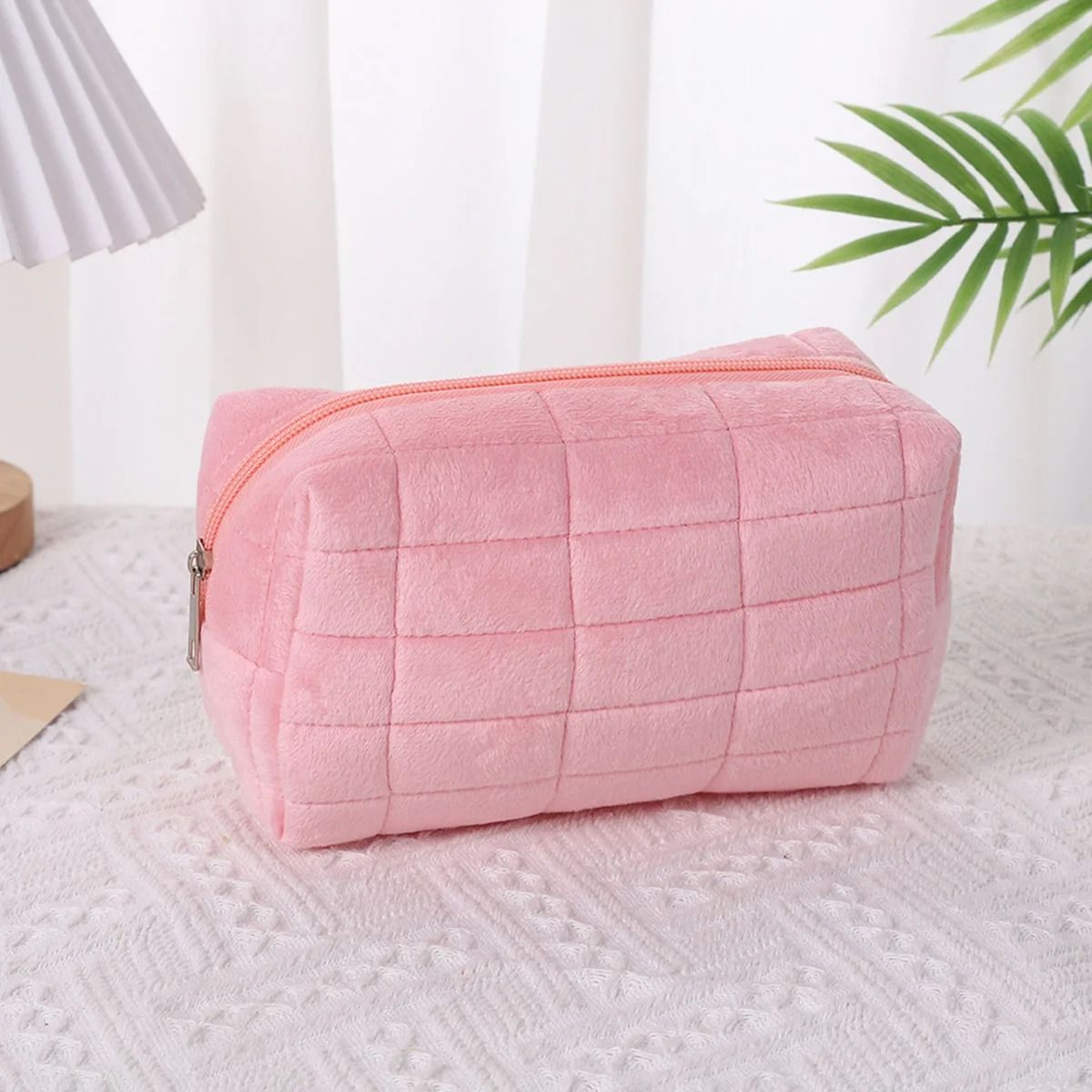 Padded Large Capacity Makeup Bag And Travel Cosmetic Organizer 8