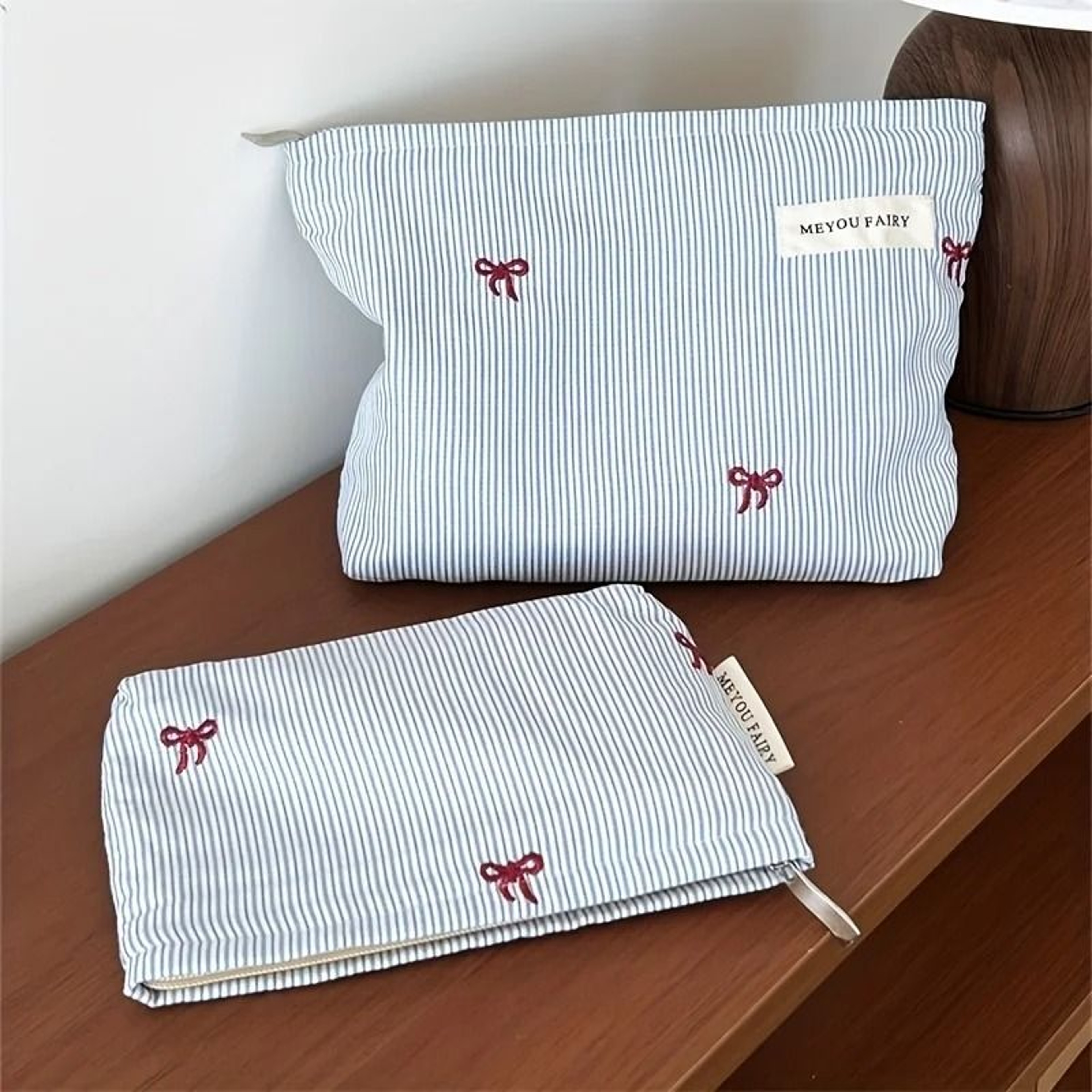 Light Blue Striped Bow Travel Makeup Organizer Bag 9