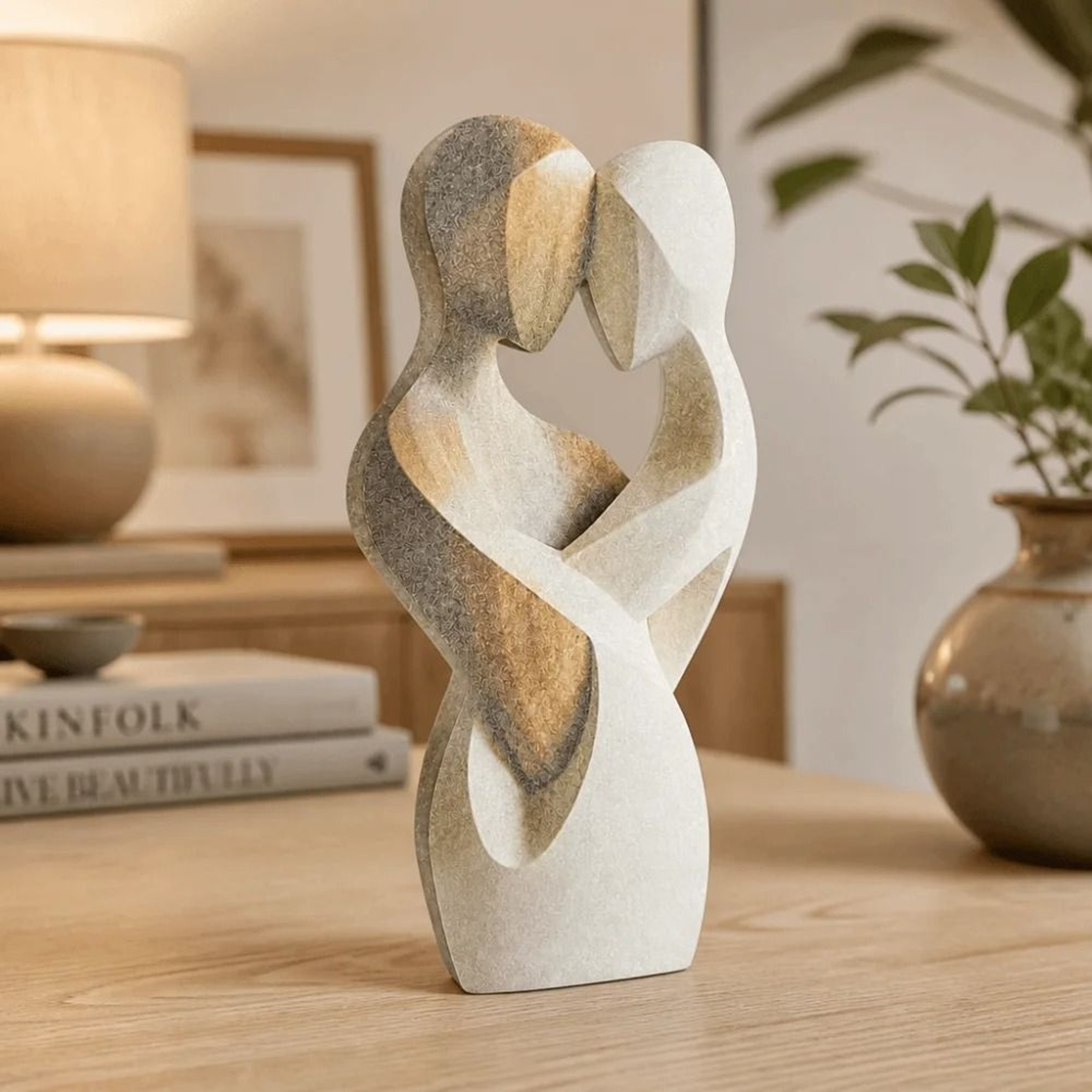 Modern Embracing Couple Flat Statue With Wood Effect 6