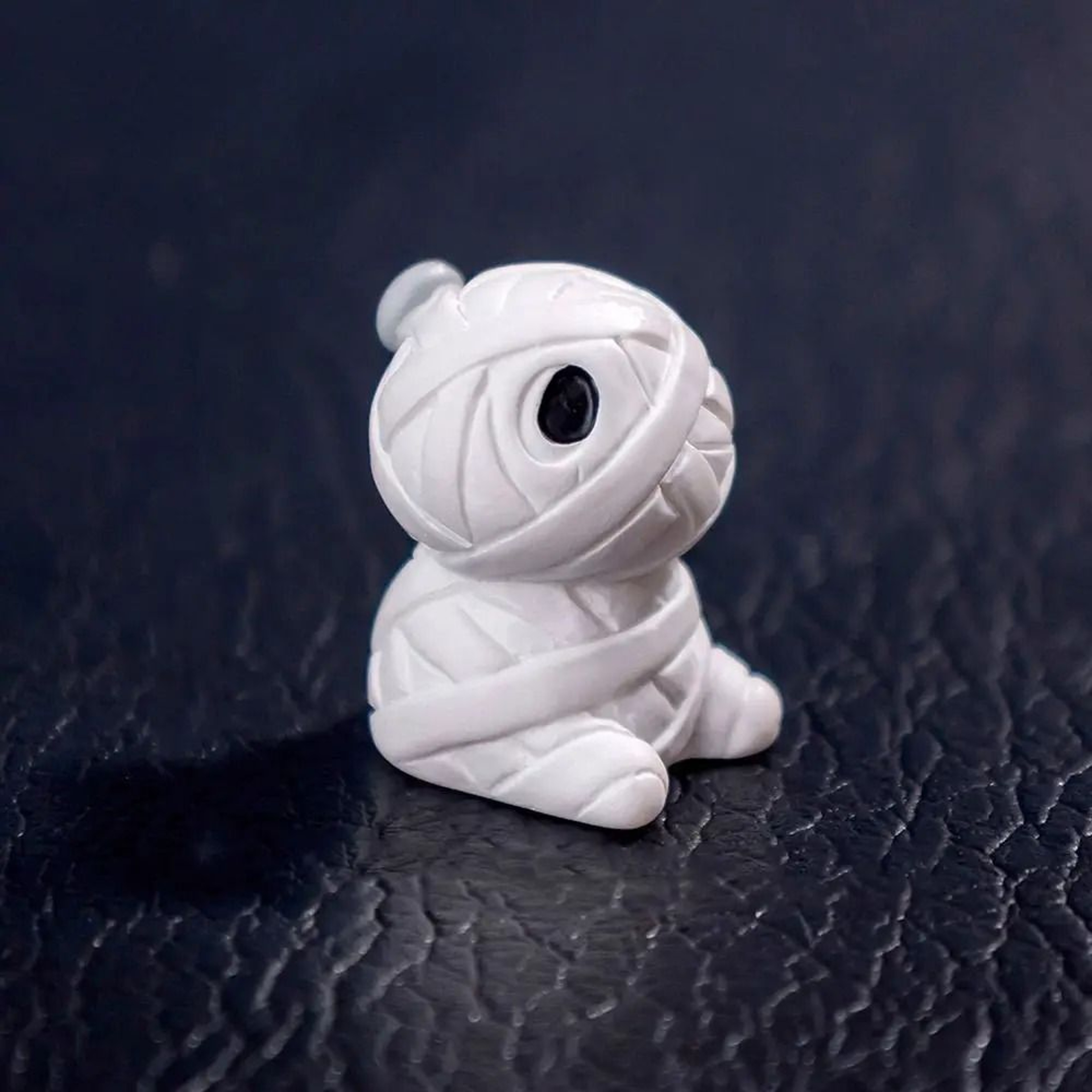 Mini Halloween Figurine Spooky Desk And Party Ornament 12