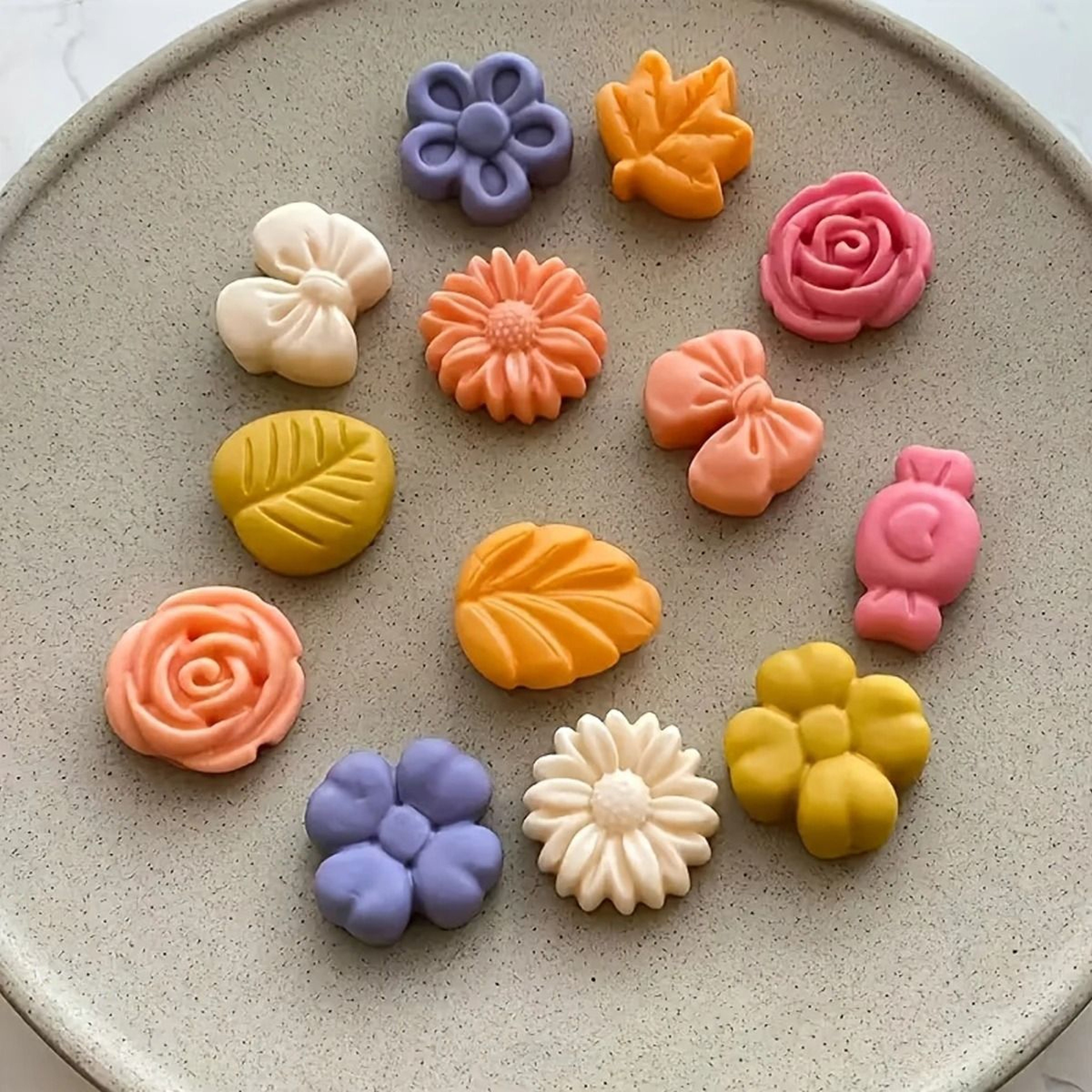 Reusable Silicone Candle Mold For Creative Home Decor 5
