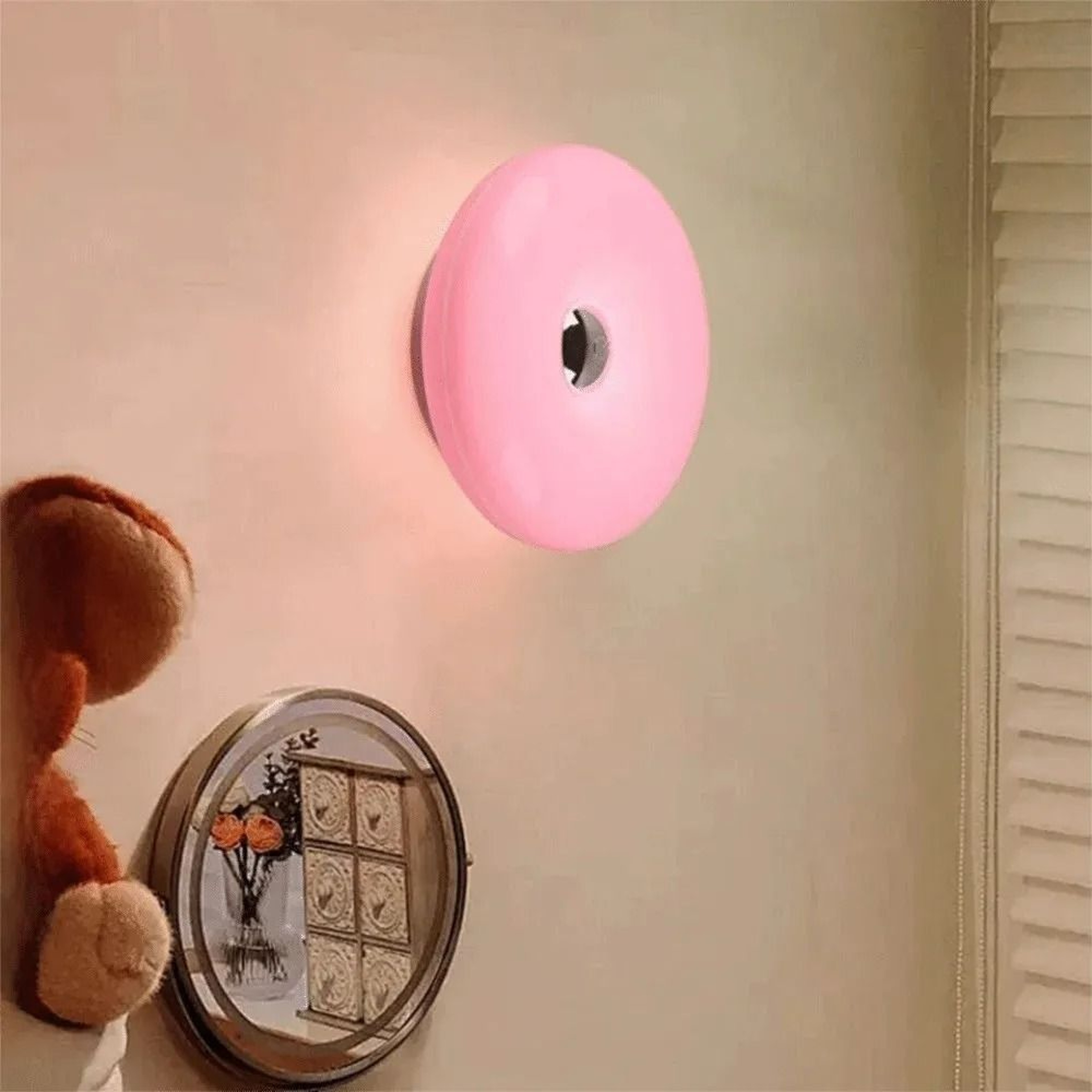 Dimmable Donut Wall Lamp And USB Desk Light 4