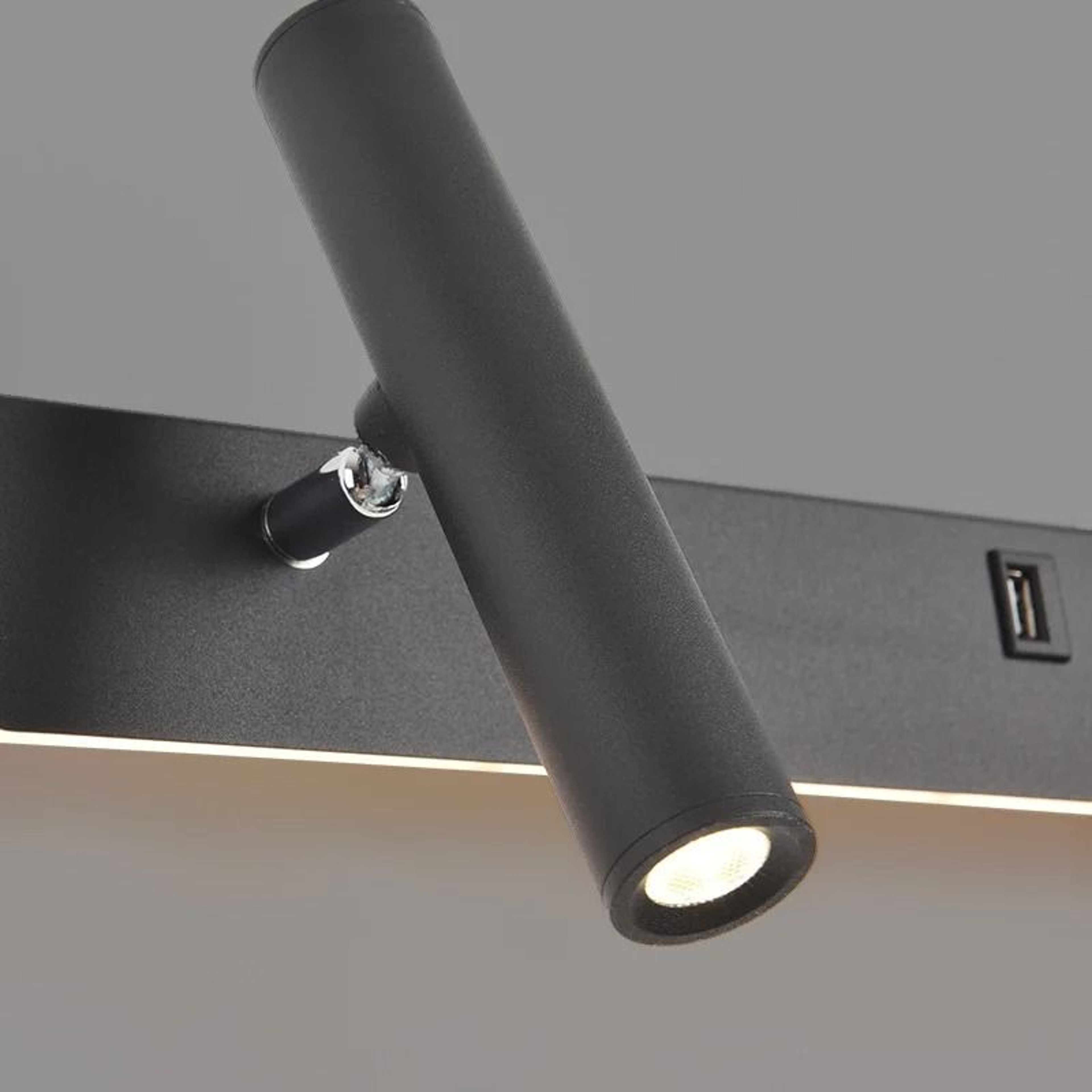 Nordic Bedside Reading Wall Lamp With USB And Switch 5