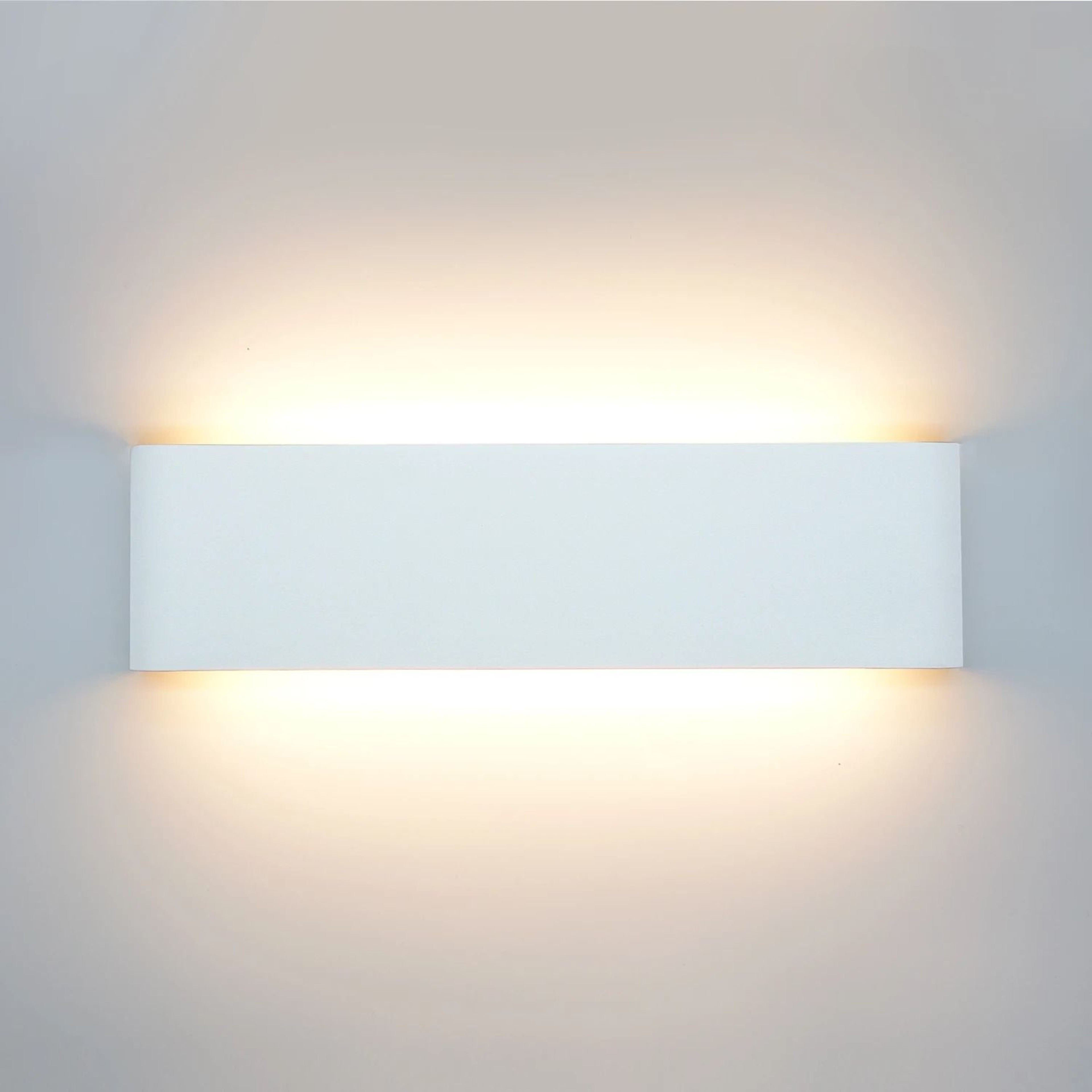 Modern IP65 Outdoor Wall Sconce Up Down LED Wall Light 1