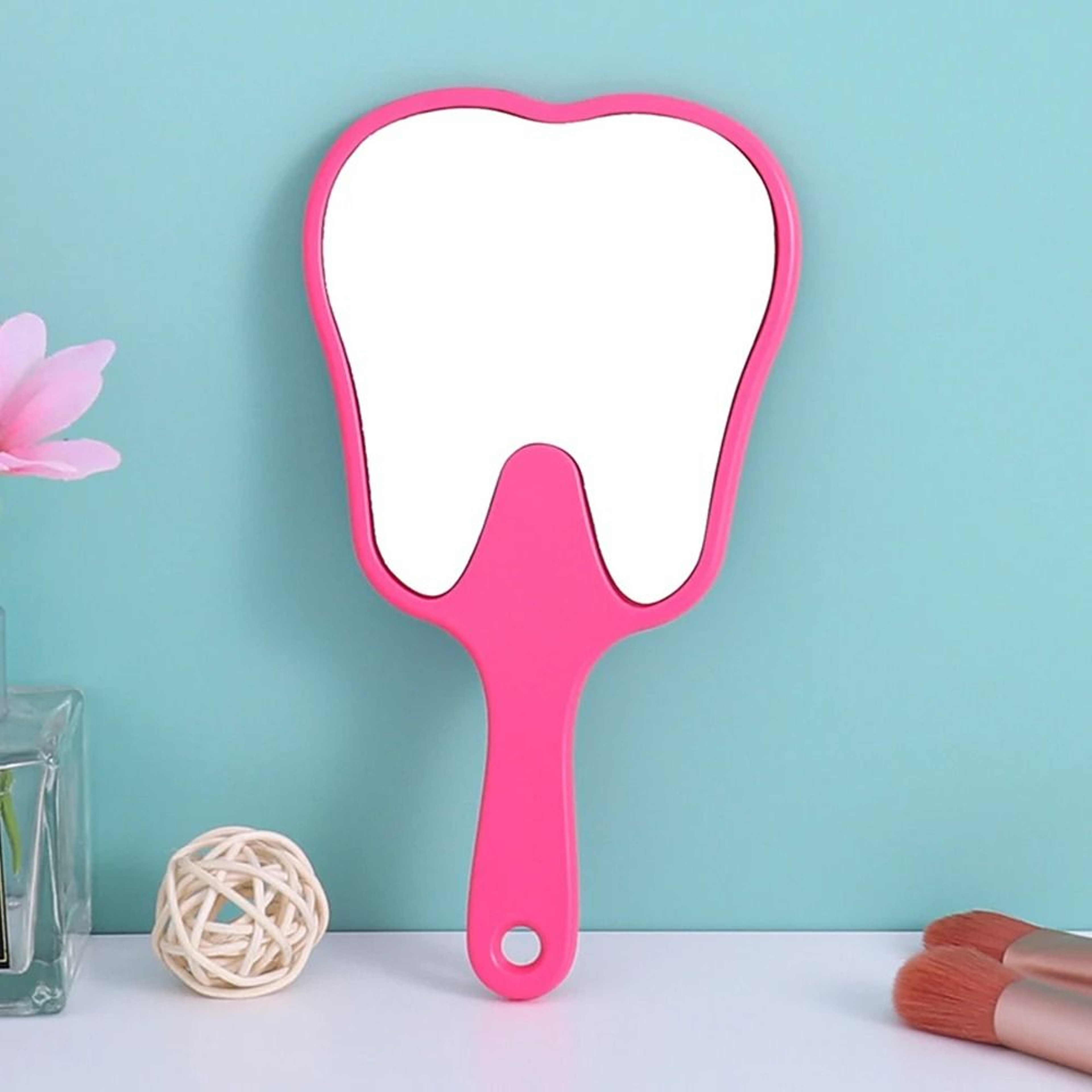 Cute Tooth Shaped Handheld Mirror Portable Dental Makeup Beauty Mirror With Handle 4
