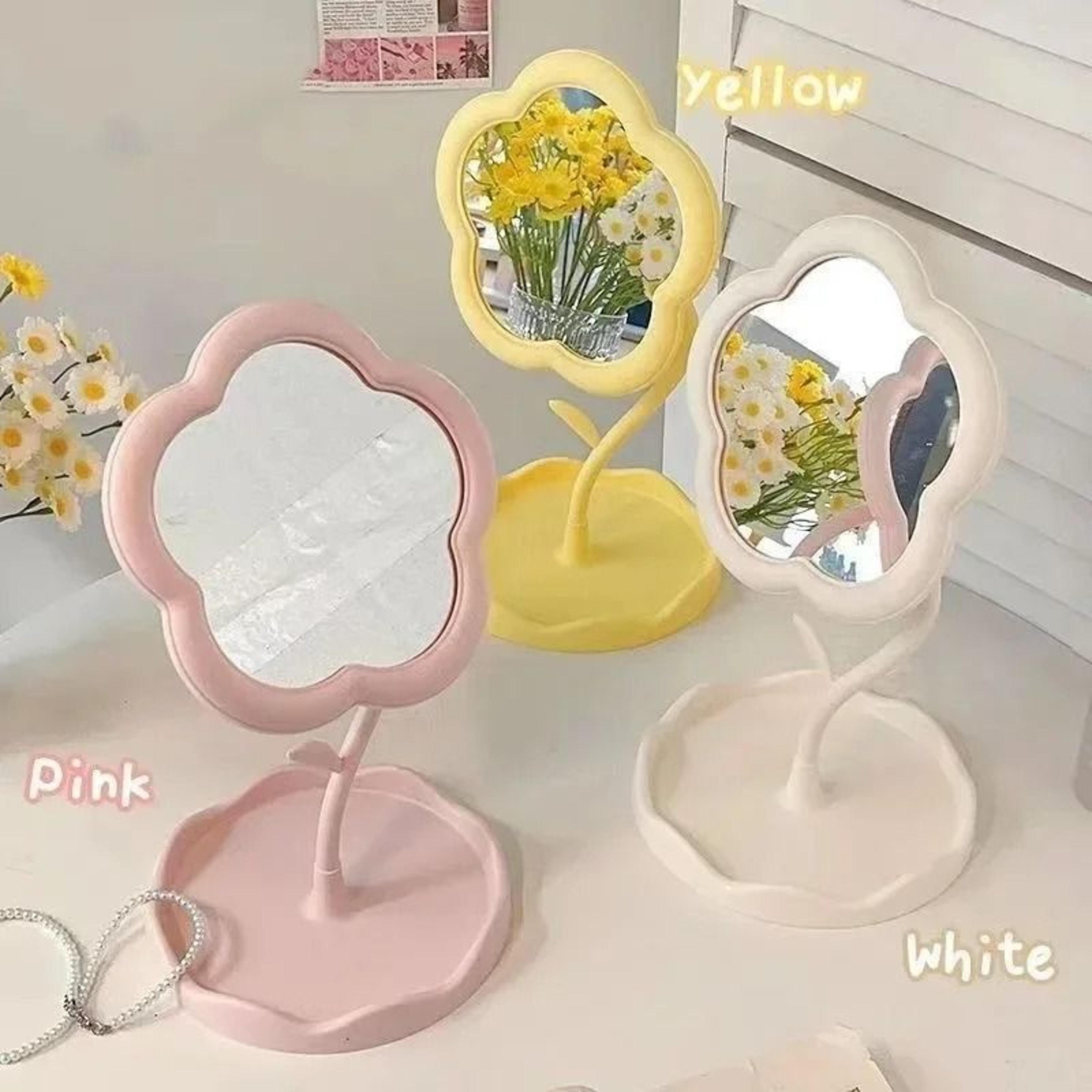 Flower Vanity Mirror Rotating Desktop Makeup Mirror With Storage Tray 5
