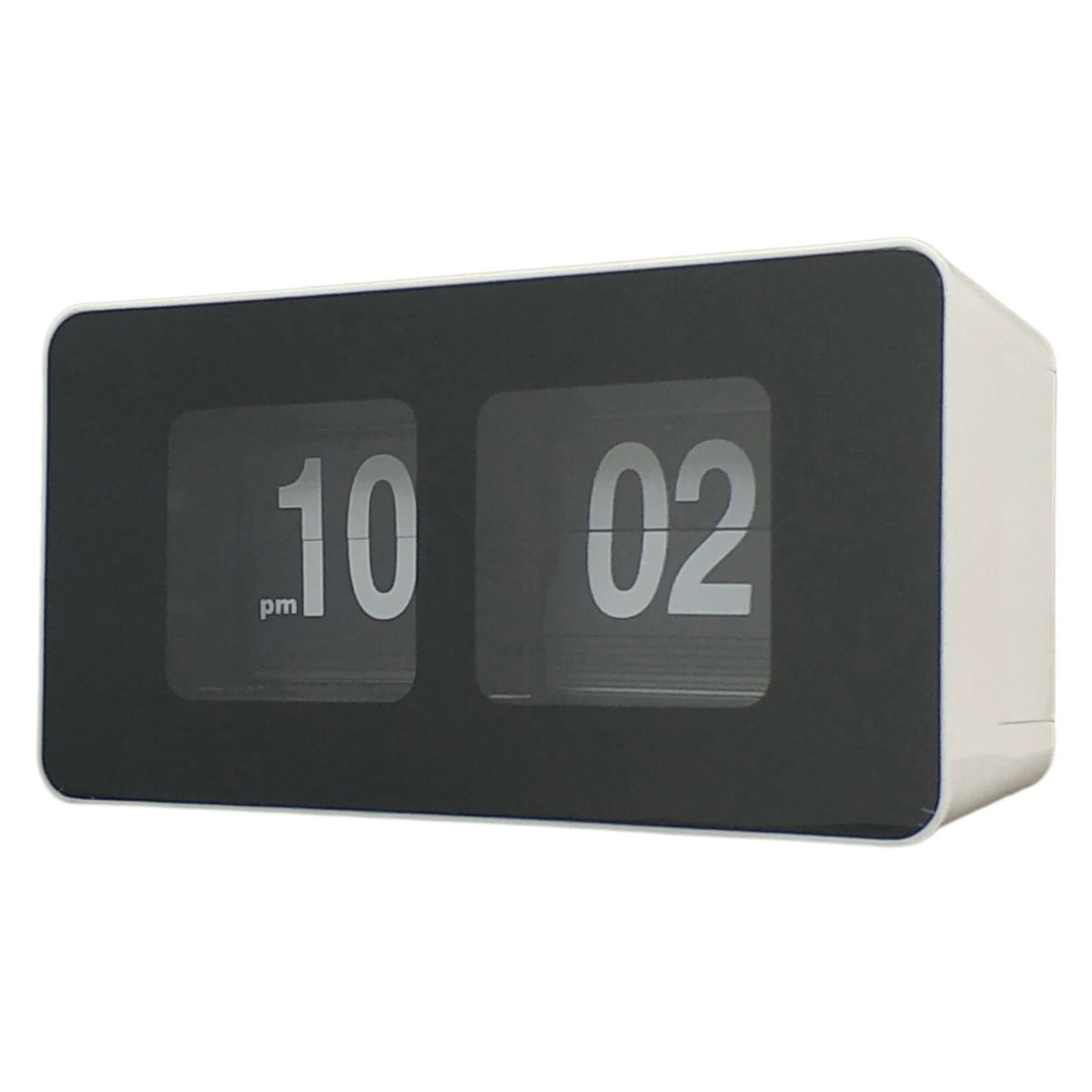 Classic Retro Automatic Flip Desk Clock Silent Battery Powered Table Clock 3