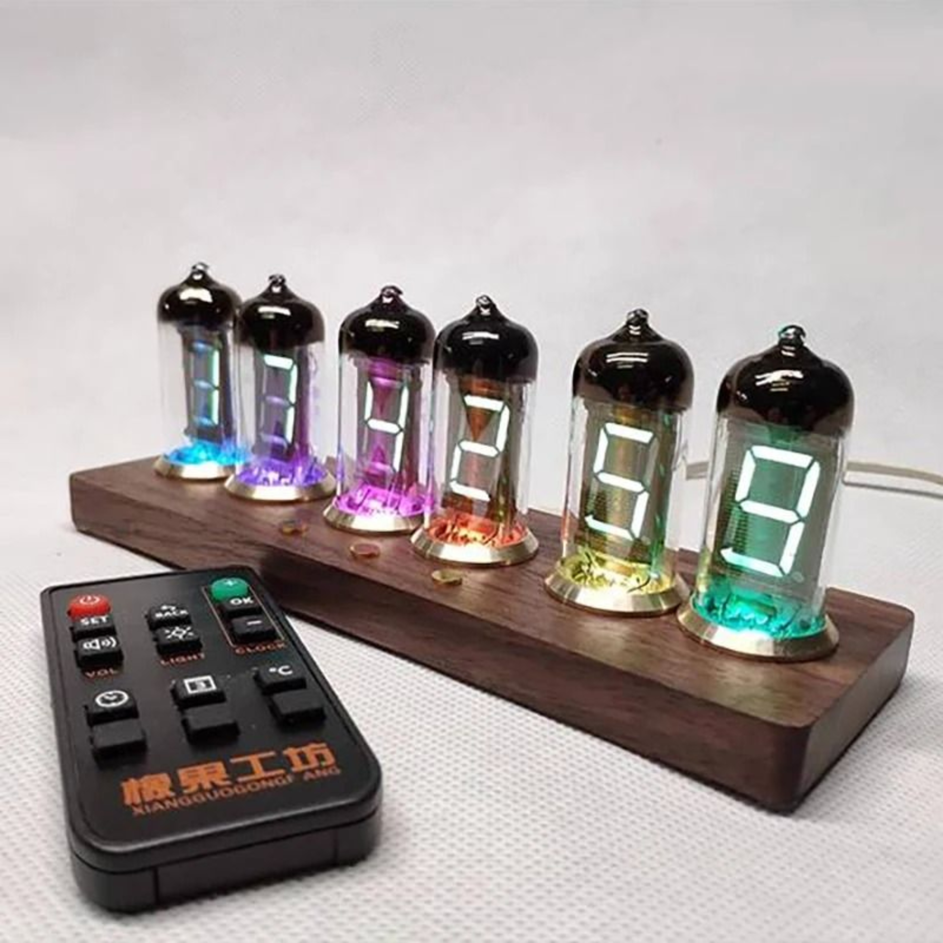 IV11 VFD Tube Clock With LED Backlight And Retro Wood Base 0