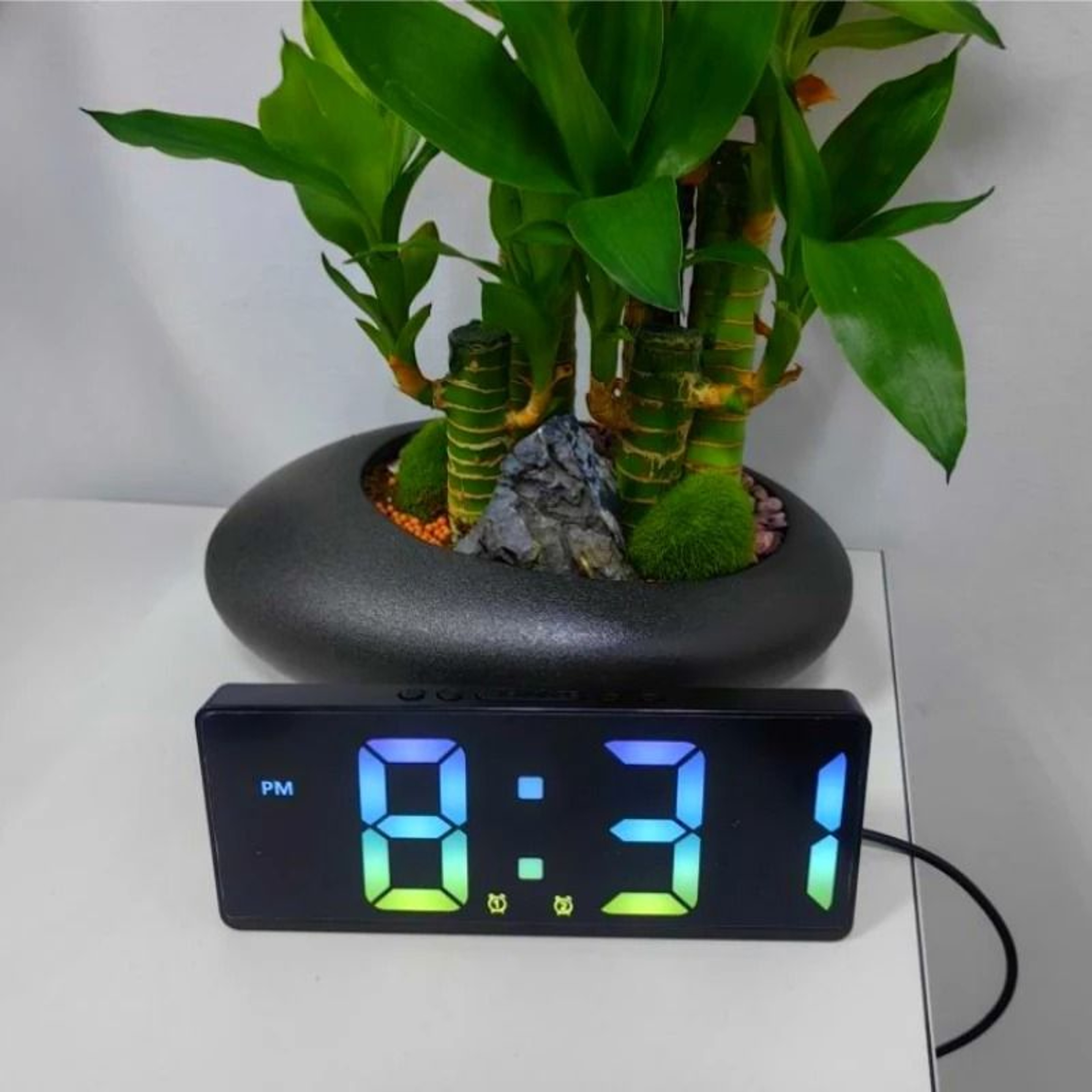 Voice Control LED Digital Alarm Clock With Temperature And Snooze 15