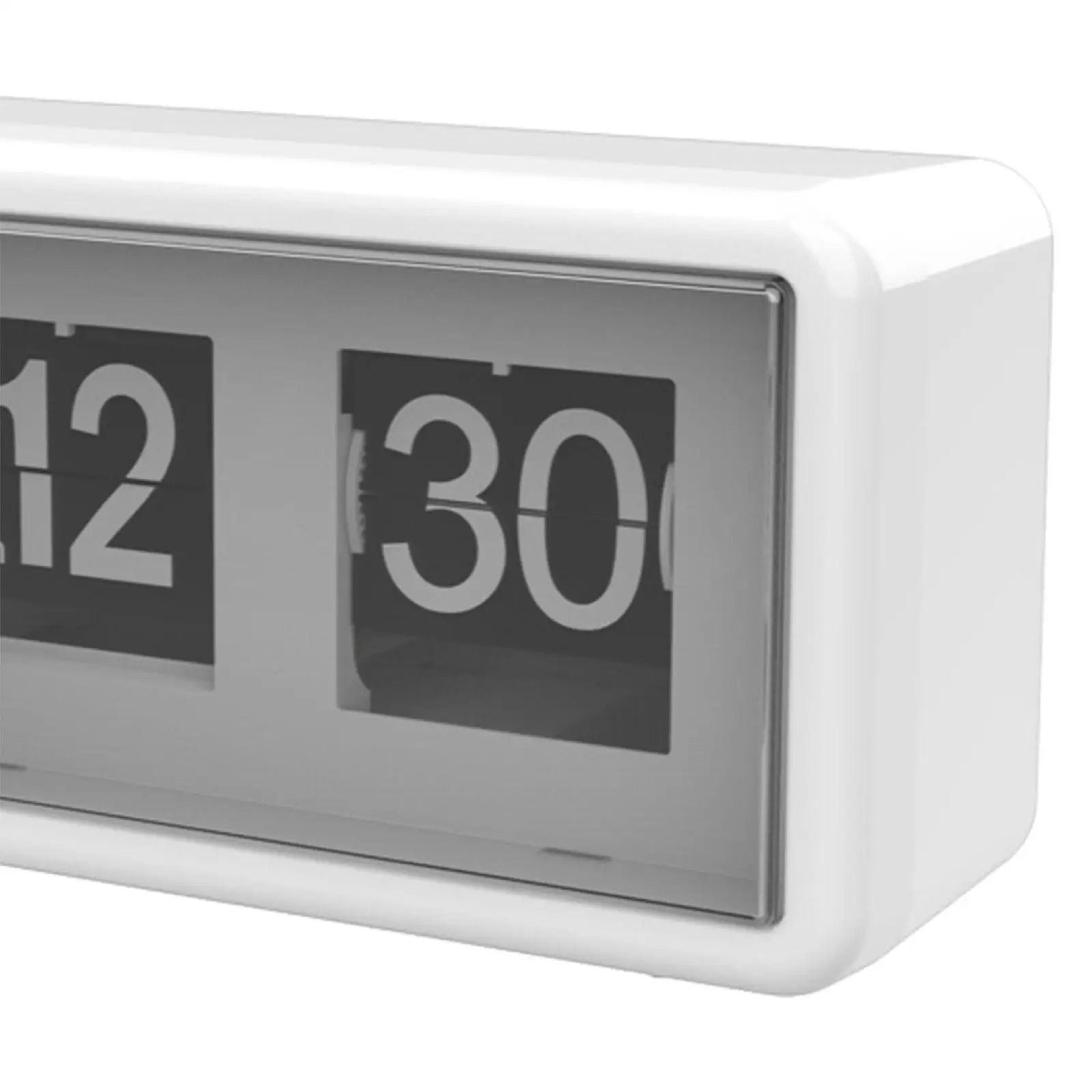 Silent Automatic Flip Desk Clock With Large Number Display 3
