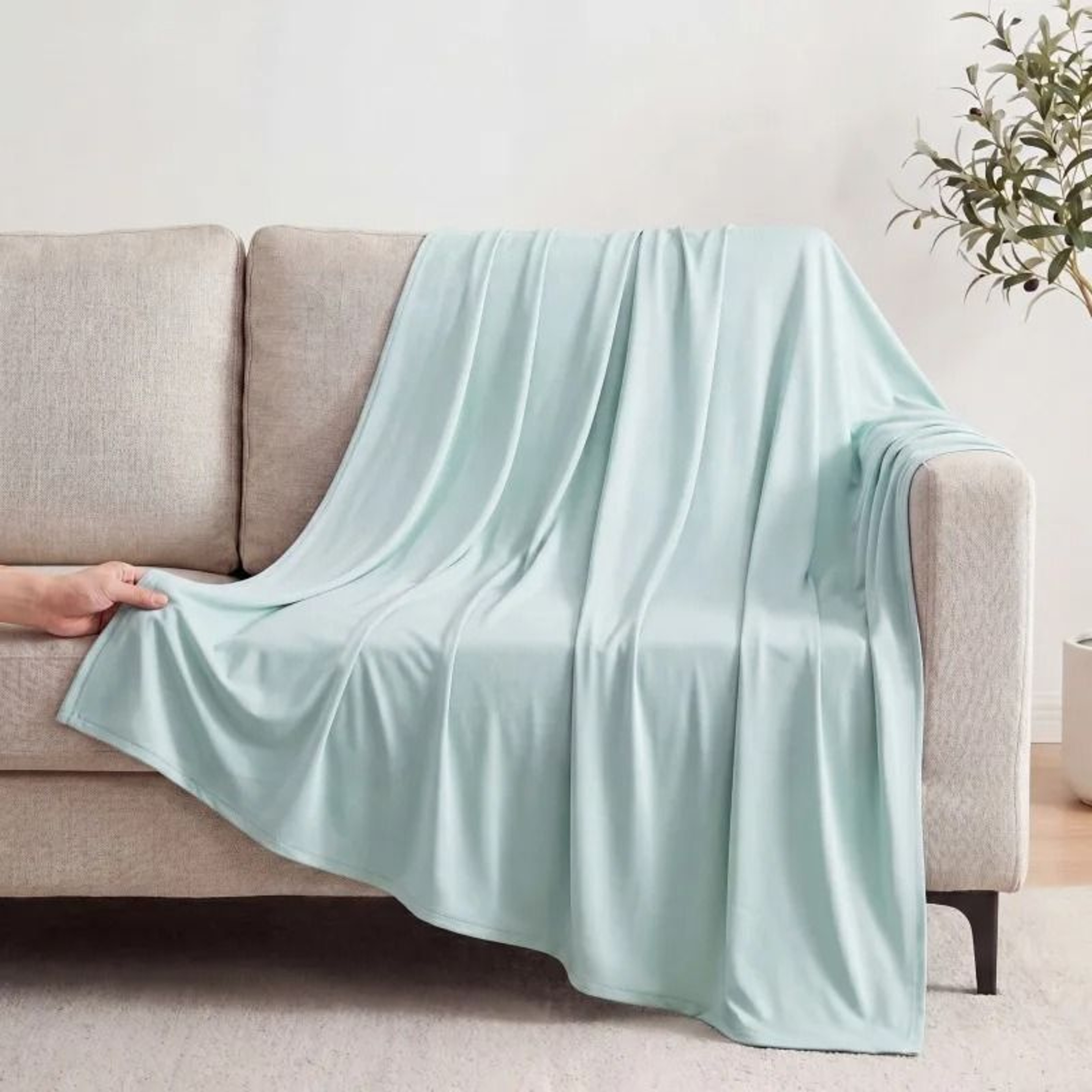 Ice Silk Cooling Blanket Lightweight Breathable Summer Bed And Sofa Throw 4