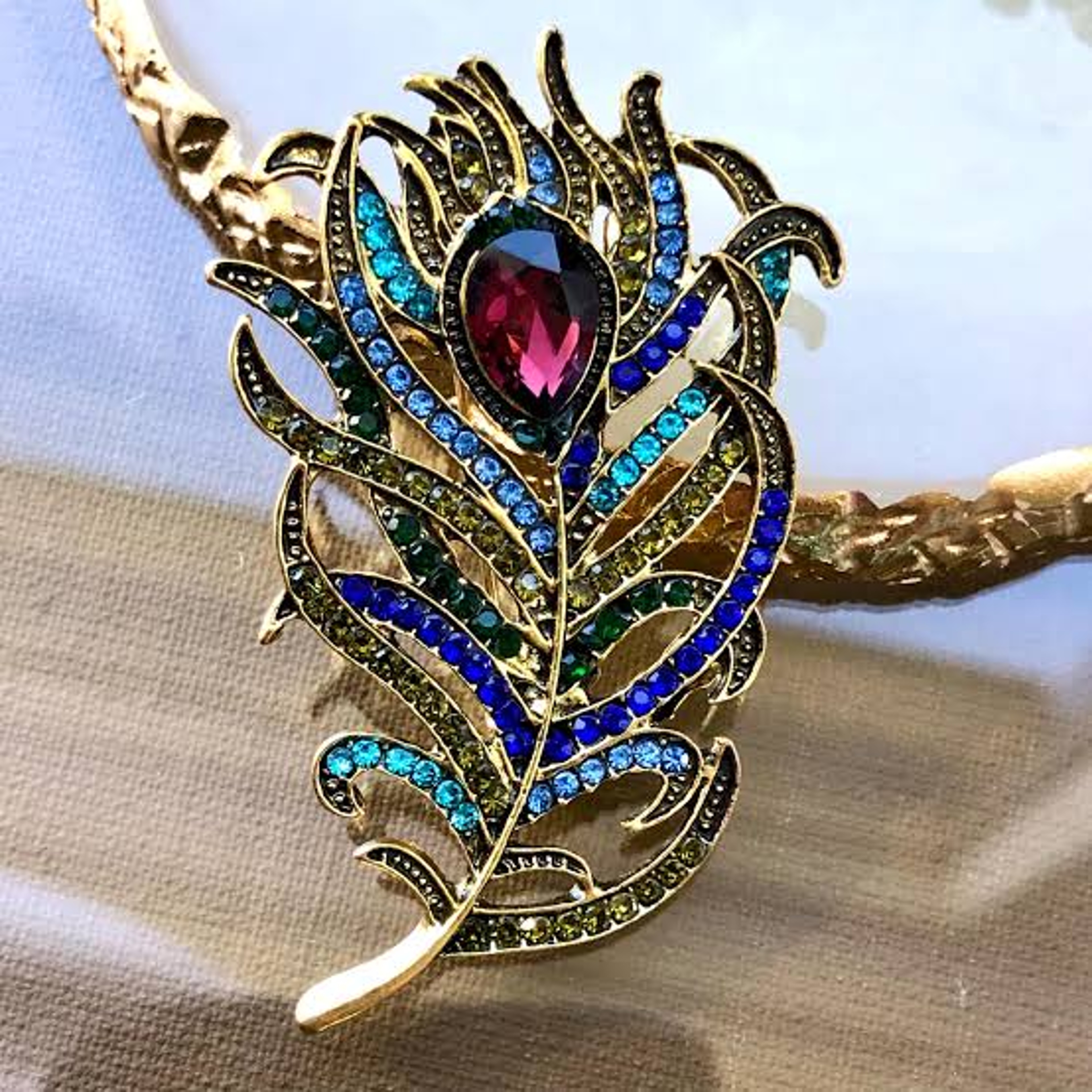 Vintage Peacock Feather Brooch Rhinestone Lapel Pin For Scarves Coats And Dresses 2
