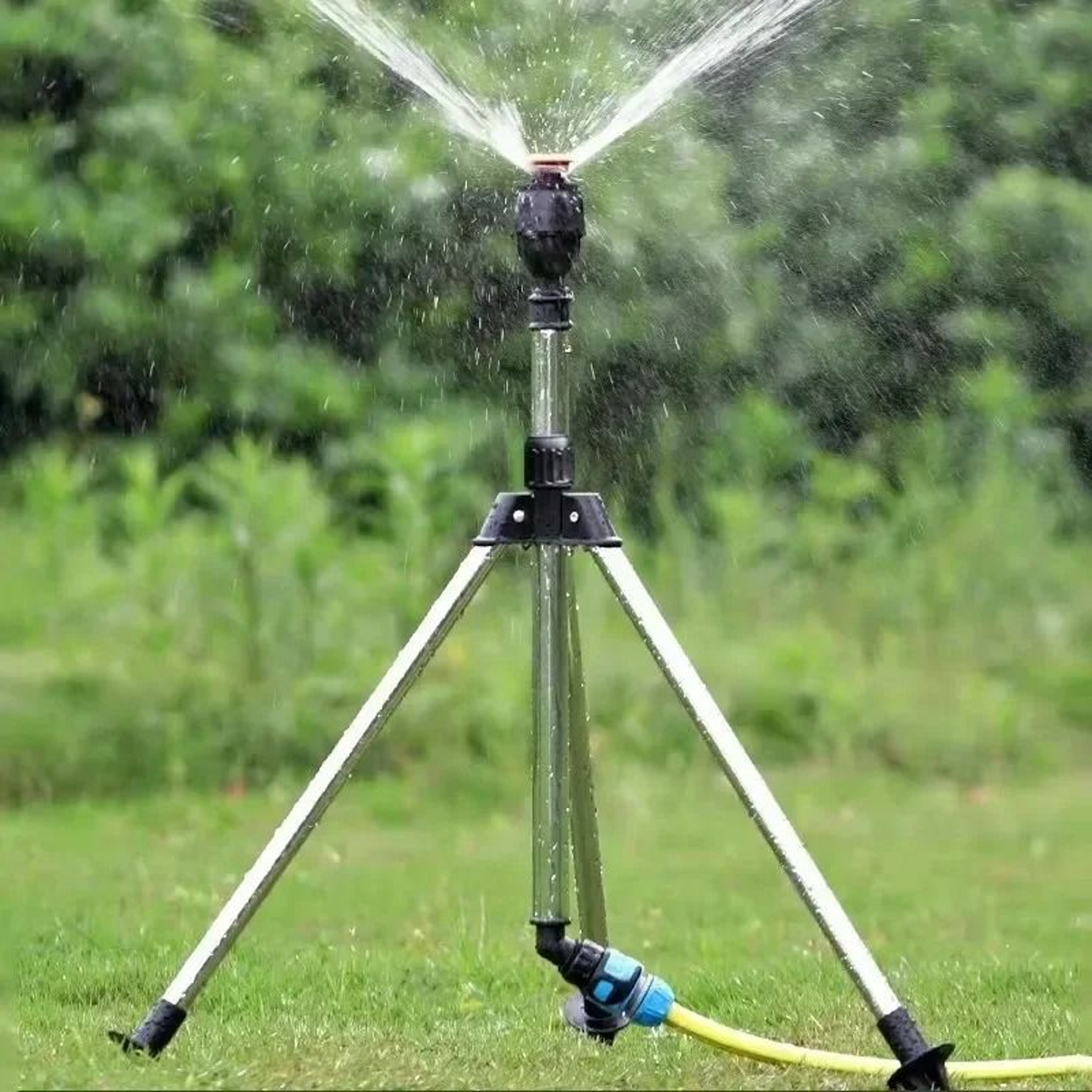 360 Rotating Tripod Sprinkler Telescopic Garden Lawn Irrigation System 6