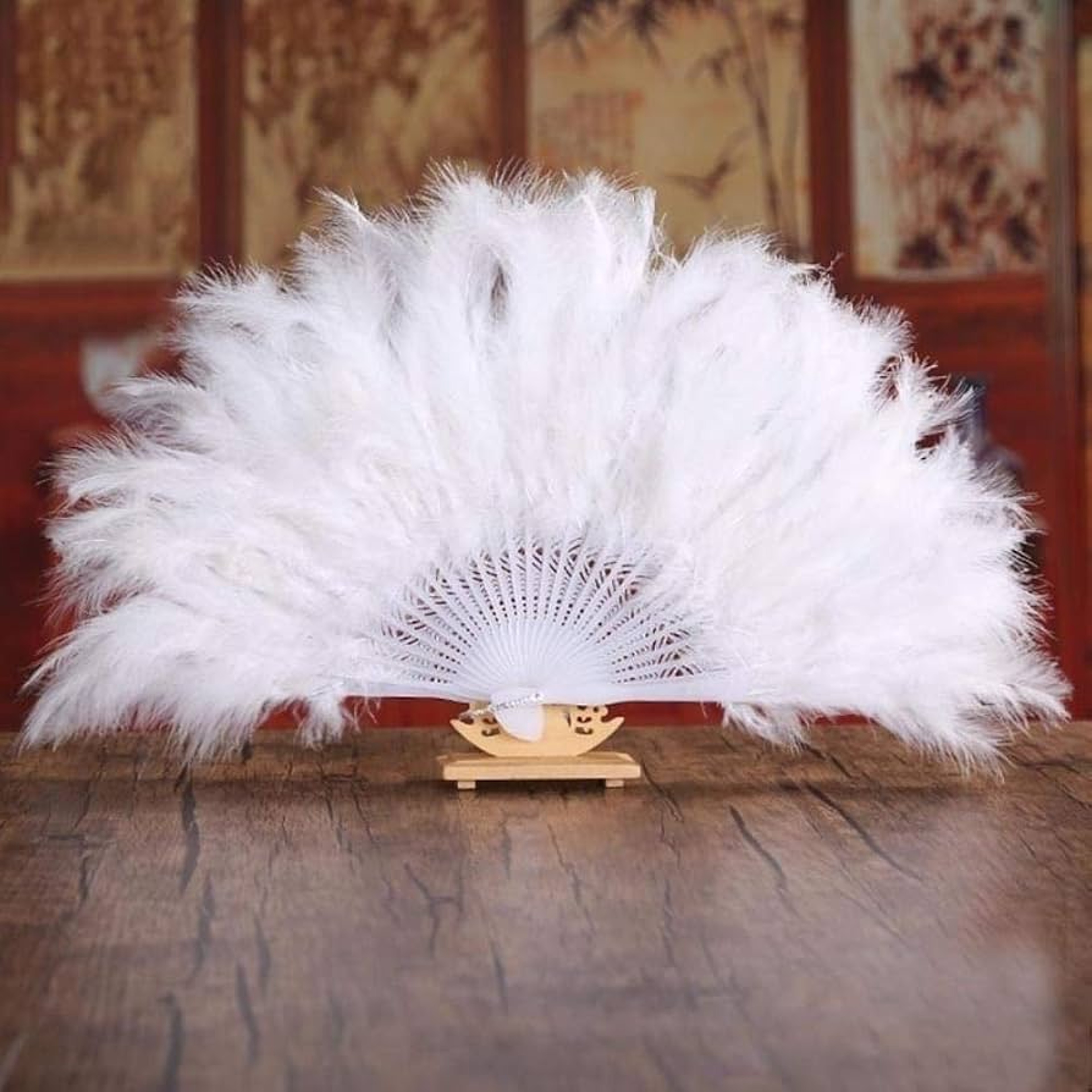 Fluffy Feather Hand Fan Folding Burlesque Dance And Wedding Costume Accessory 2