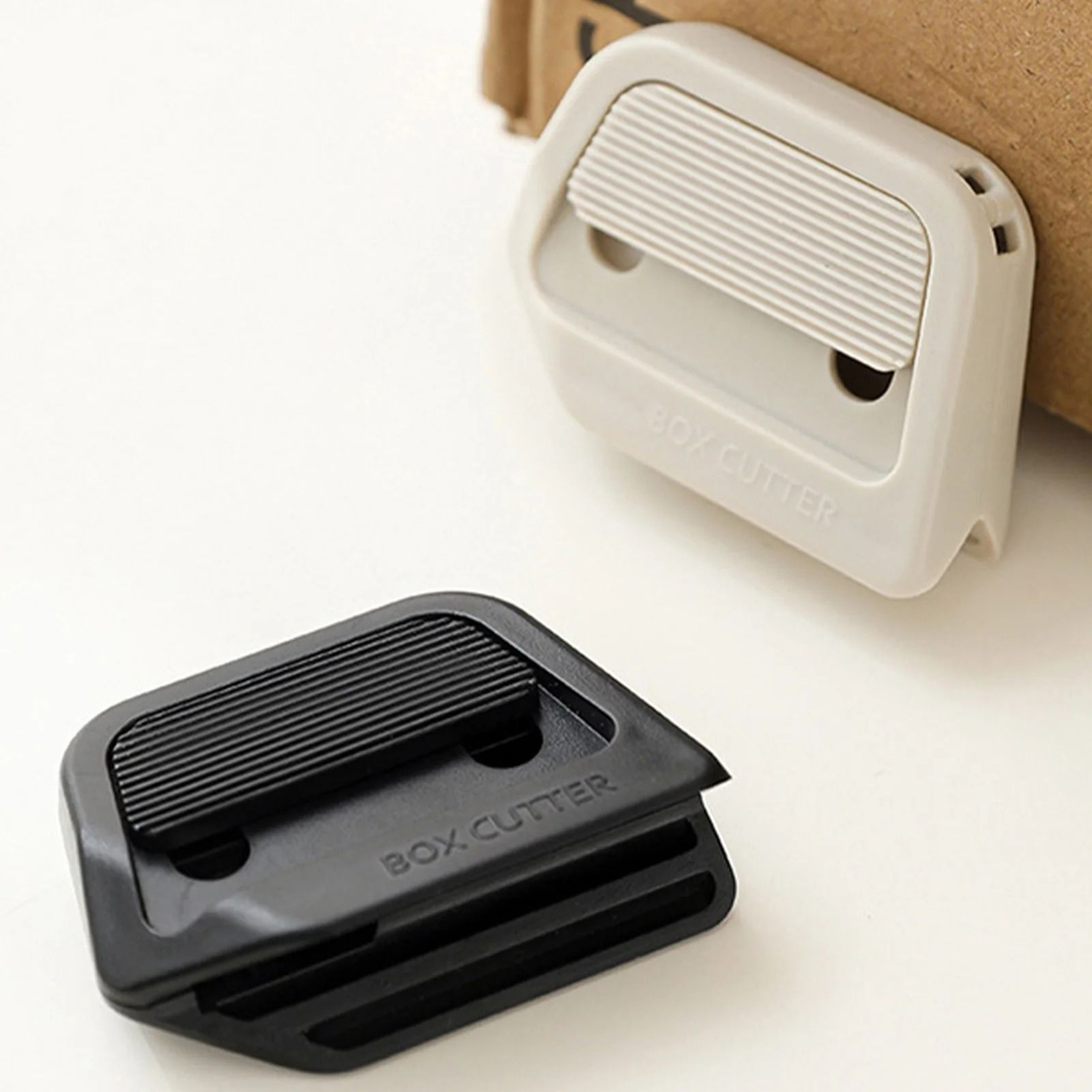Mini Magnetic Ceramic Box Cutter Portable Package Opener 6