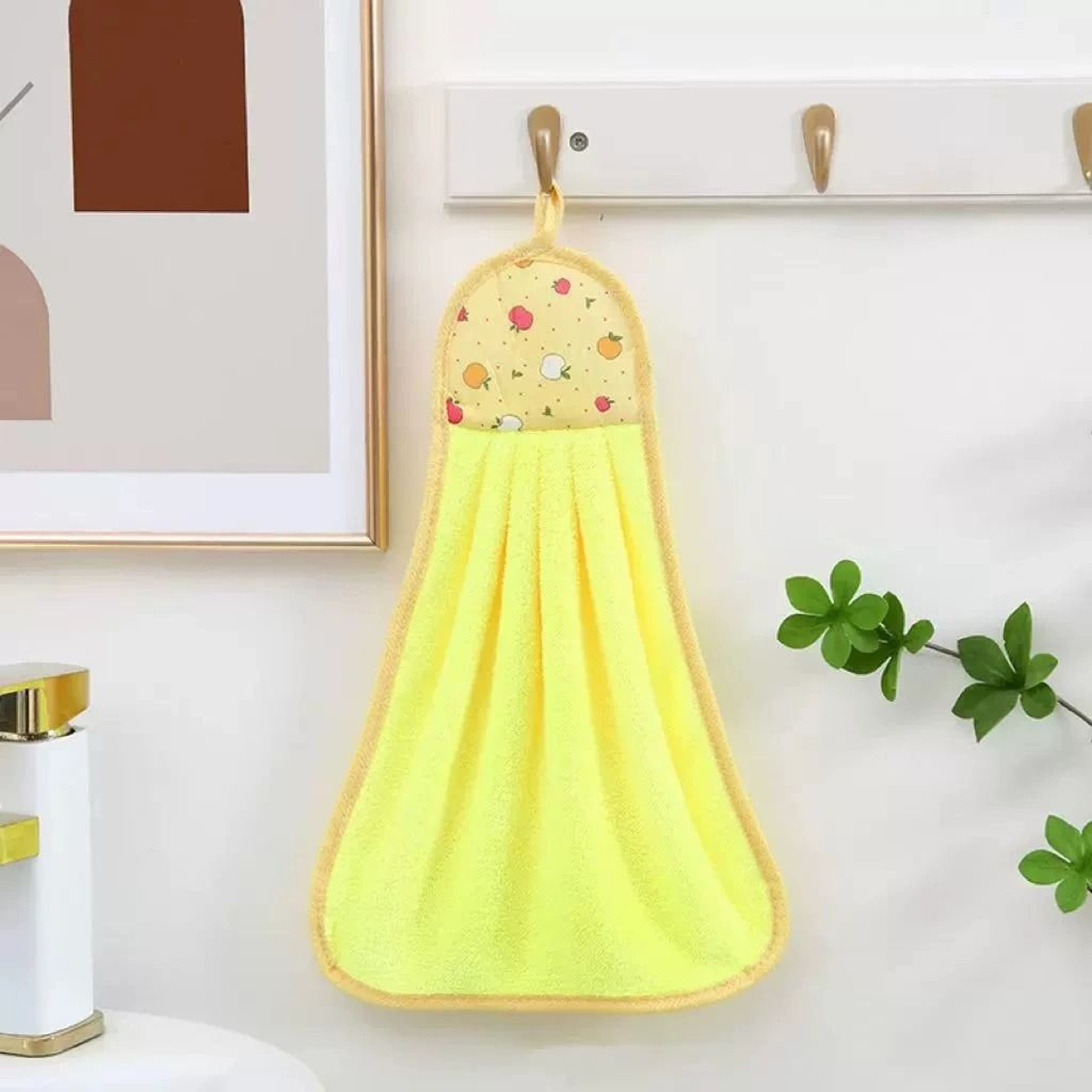 Soft Coral Velvet Hand Towel Absorbent Hanging Kitchen And Bathroom Cloth 3