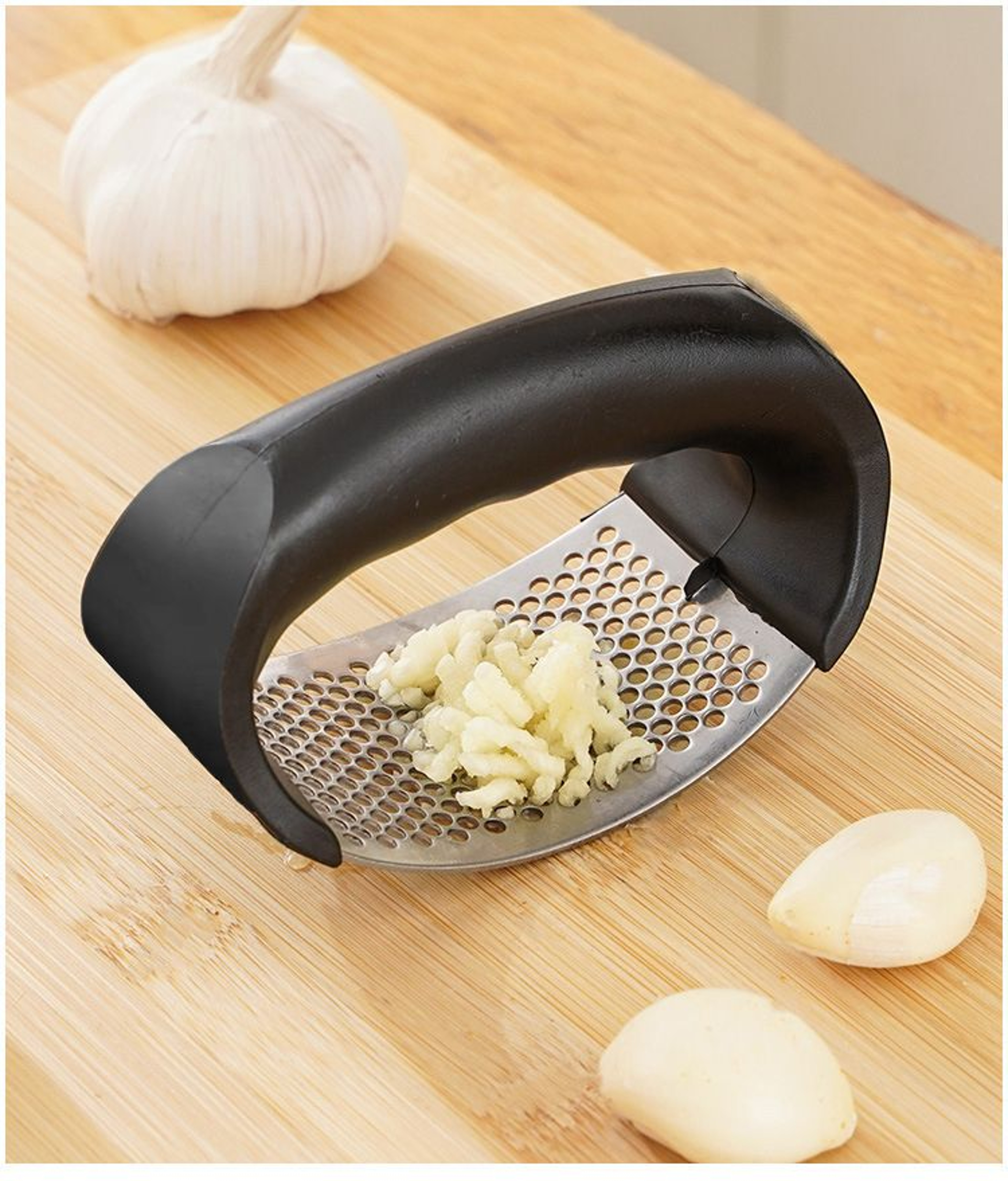 Stainless Steel Garlic Press  Manual Garlic Crusher  Mincer Tool 2