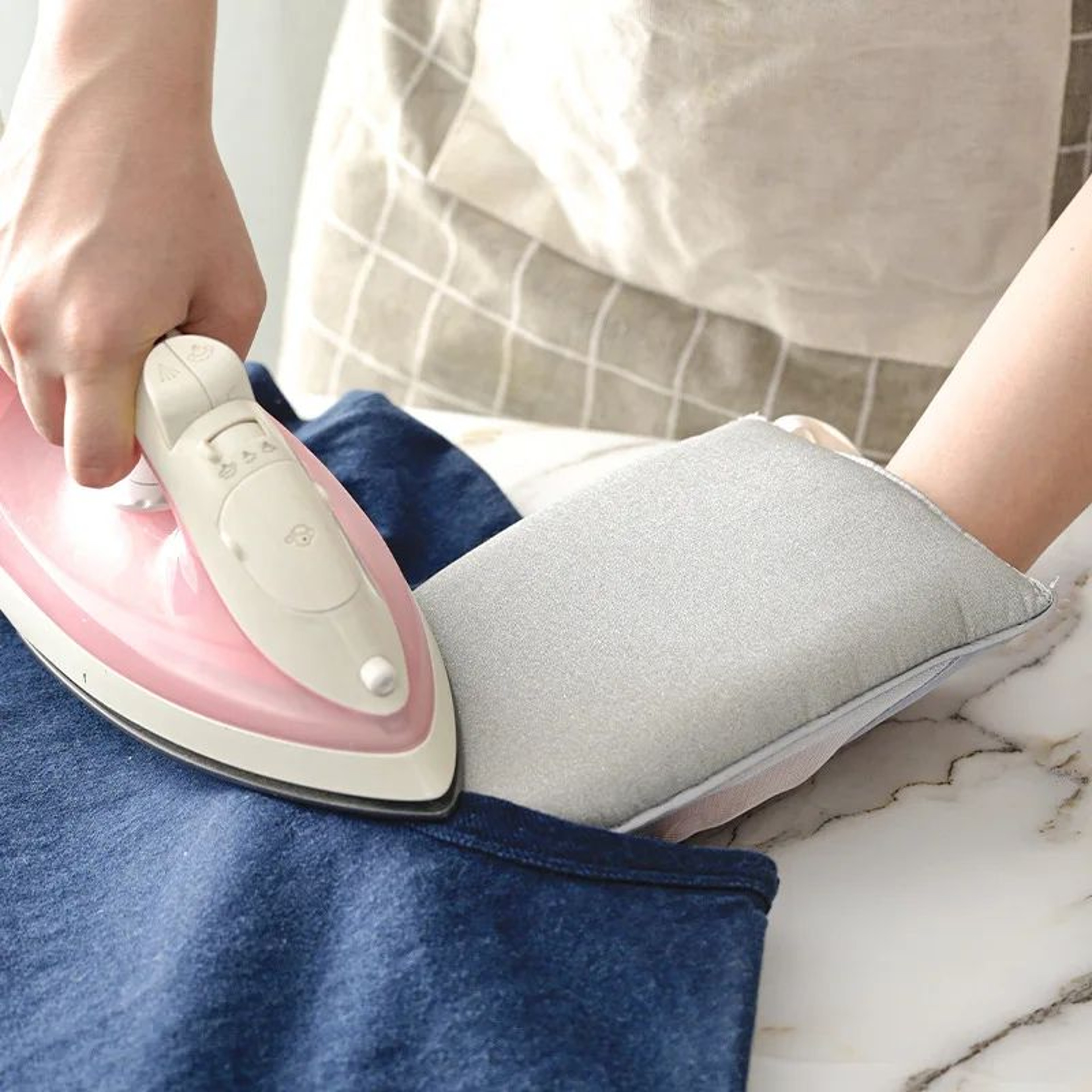 Mini HeatResistant Ironing Board Pad With AntiScald Protection  Washable Iron Mat Cover 2