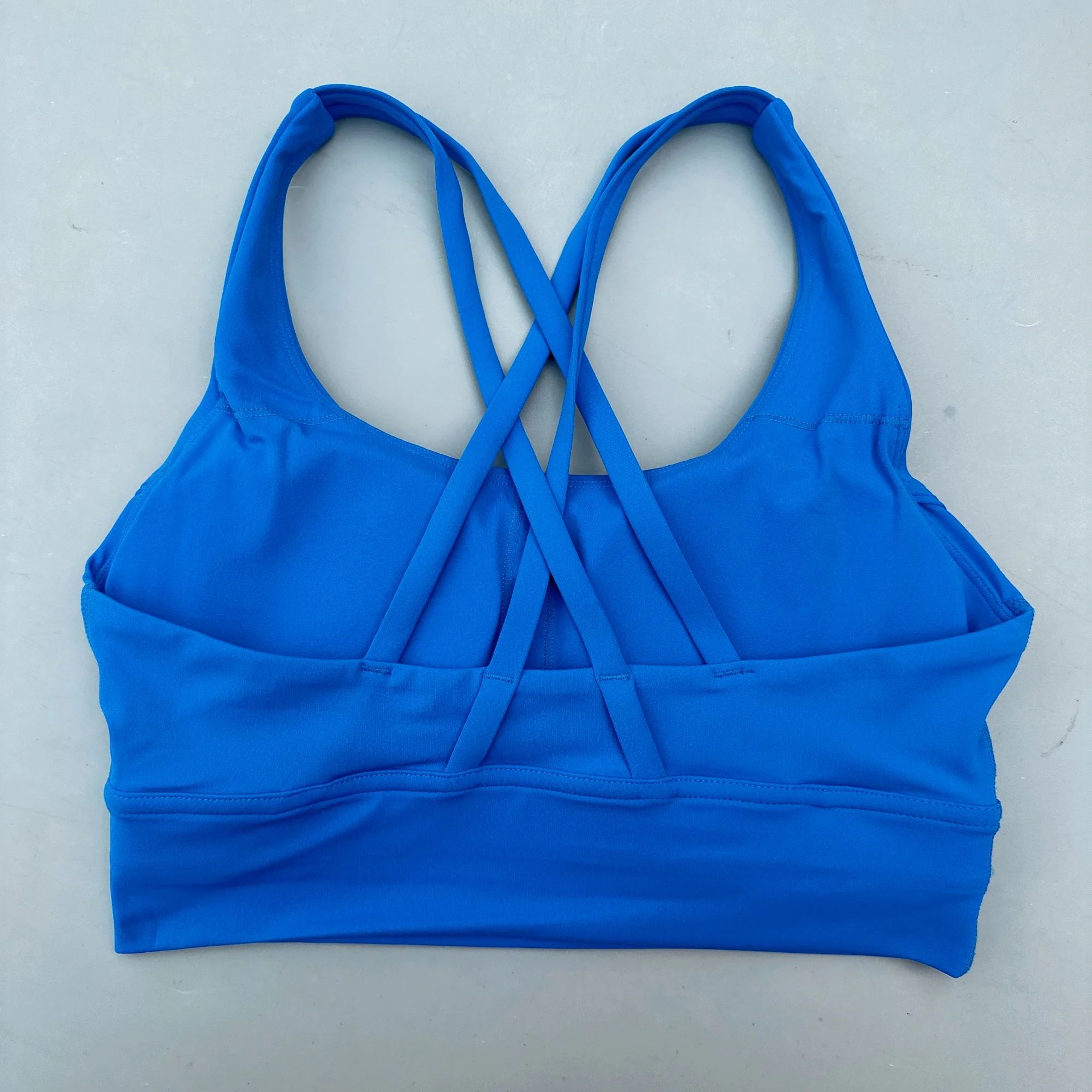 Performance Cross Back Sports Bra  Supportive Women Fitness Bra With PushUp Chest Pads 11
