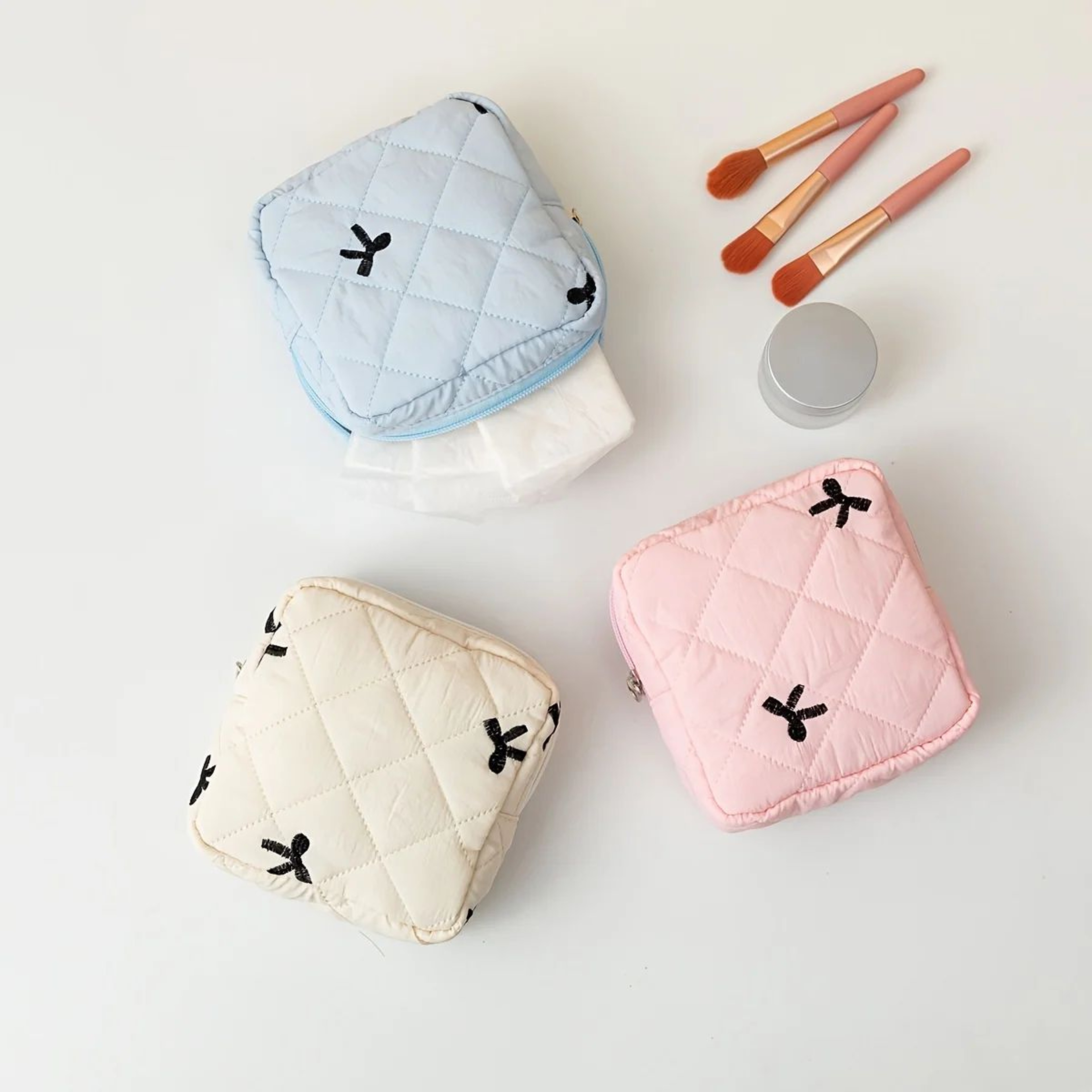 Bow Pattern Sanitary Pad Storage Pouch  Portable Feminine Organizer  Cosmetic Bag For Women 3