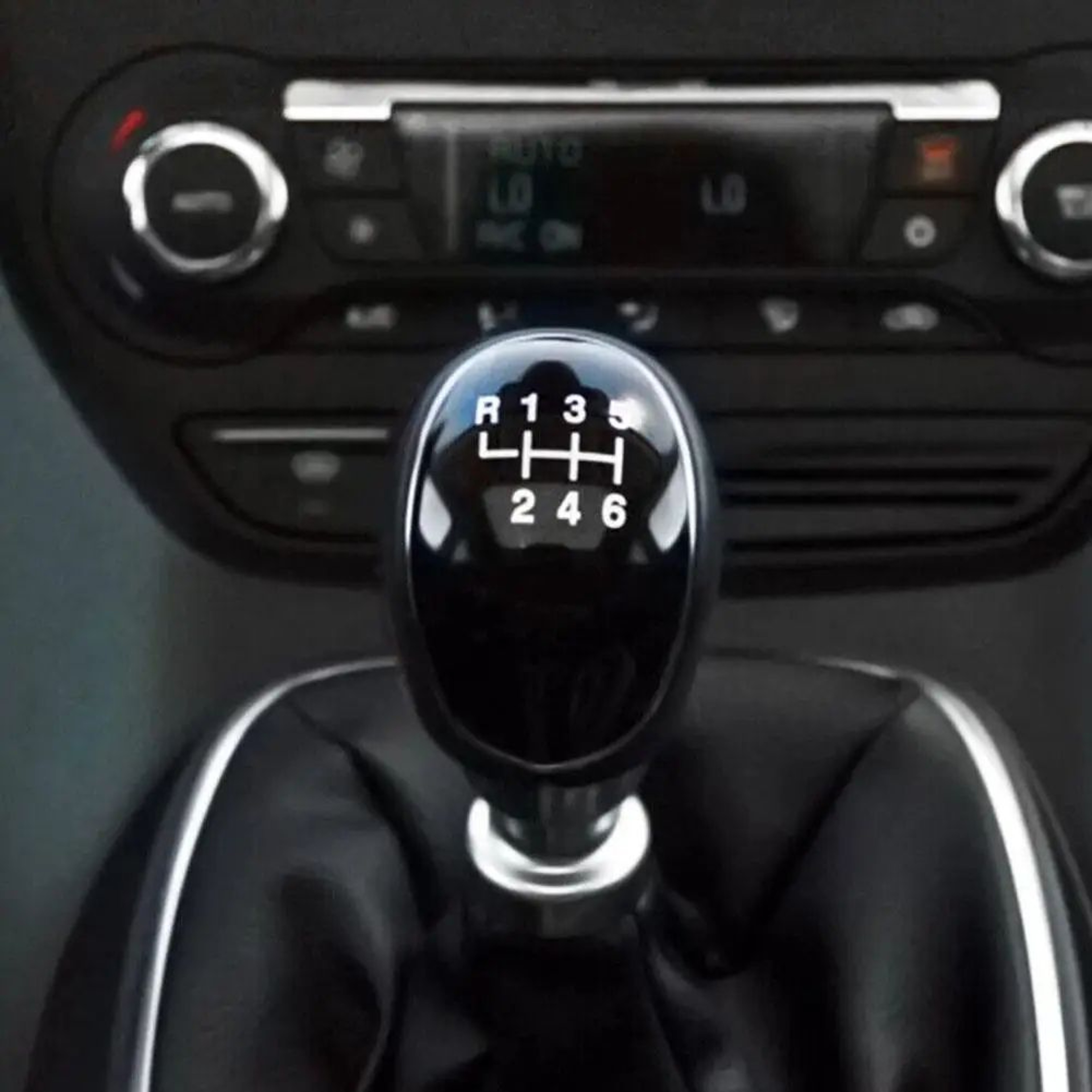 Premium Ford Gear Shift Knob  Leather Manual Shifter Knob For Mondeo Focus CMax  Kuga 56 Speed 2