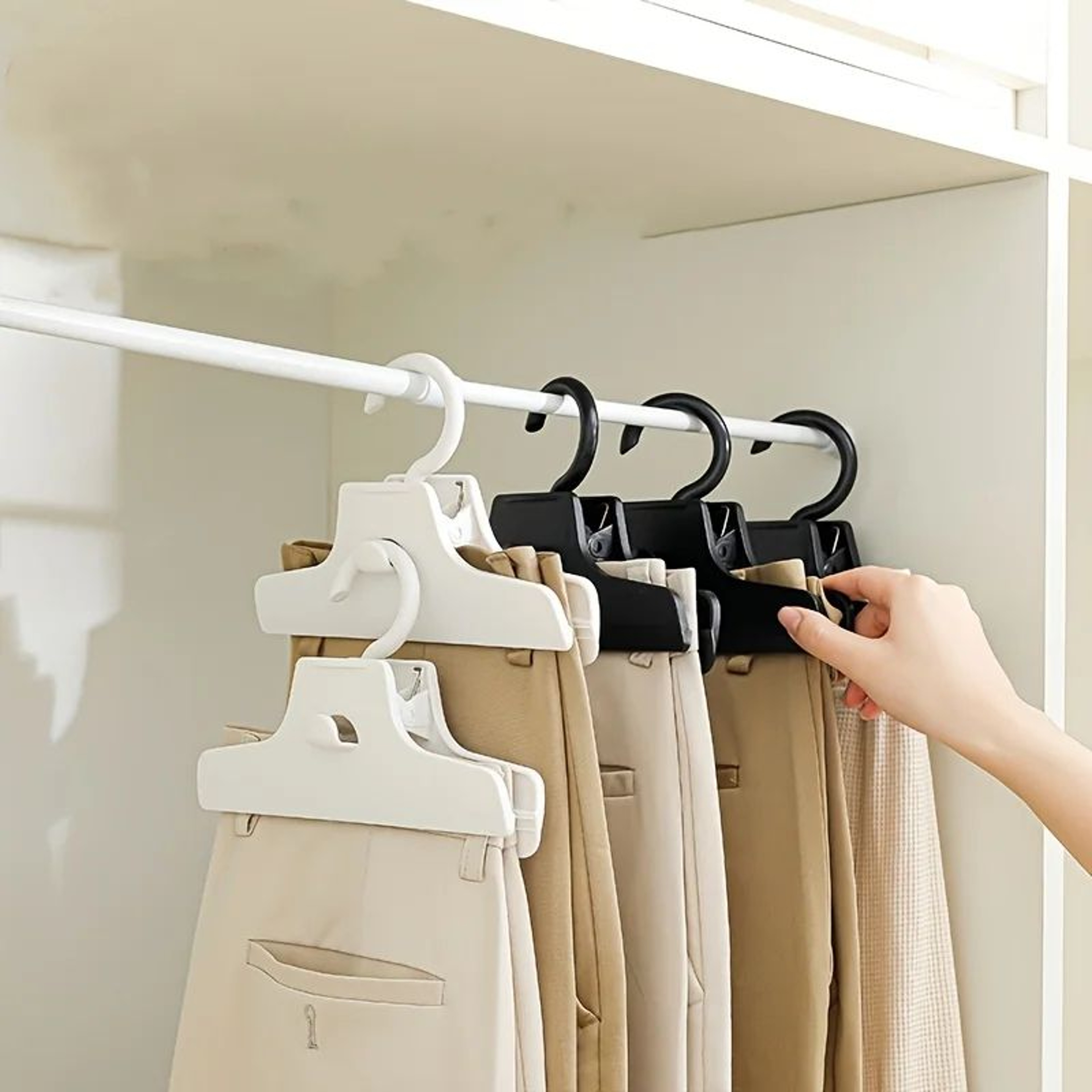 Seamless Trouser Clip Hangers  CreaseResistant Pants Organizers 3pcs 1