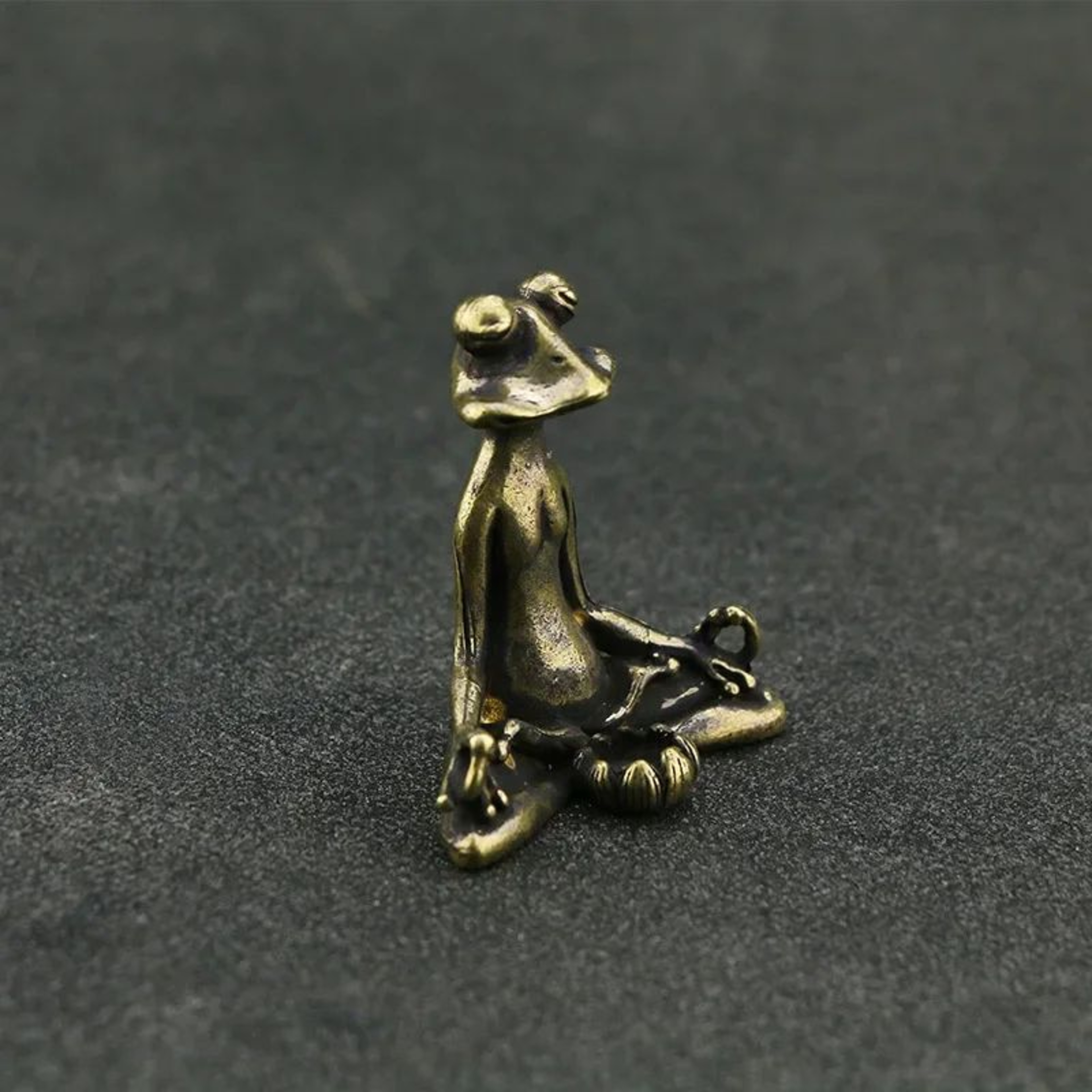 Vintage Brass Zen Frog Statue  Buddhist Meditation Decor Incense Burner  Tea Pet Sculpture 1