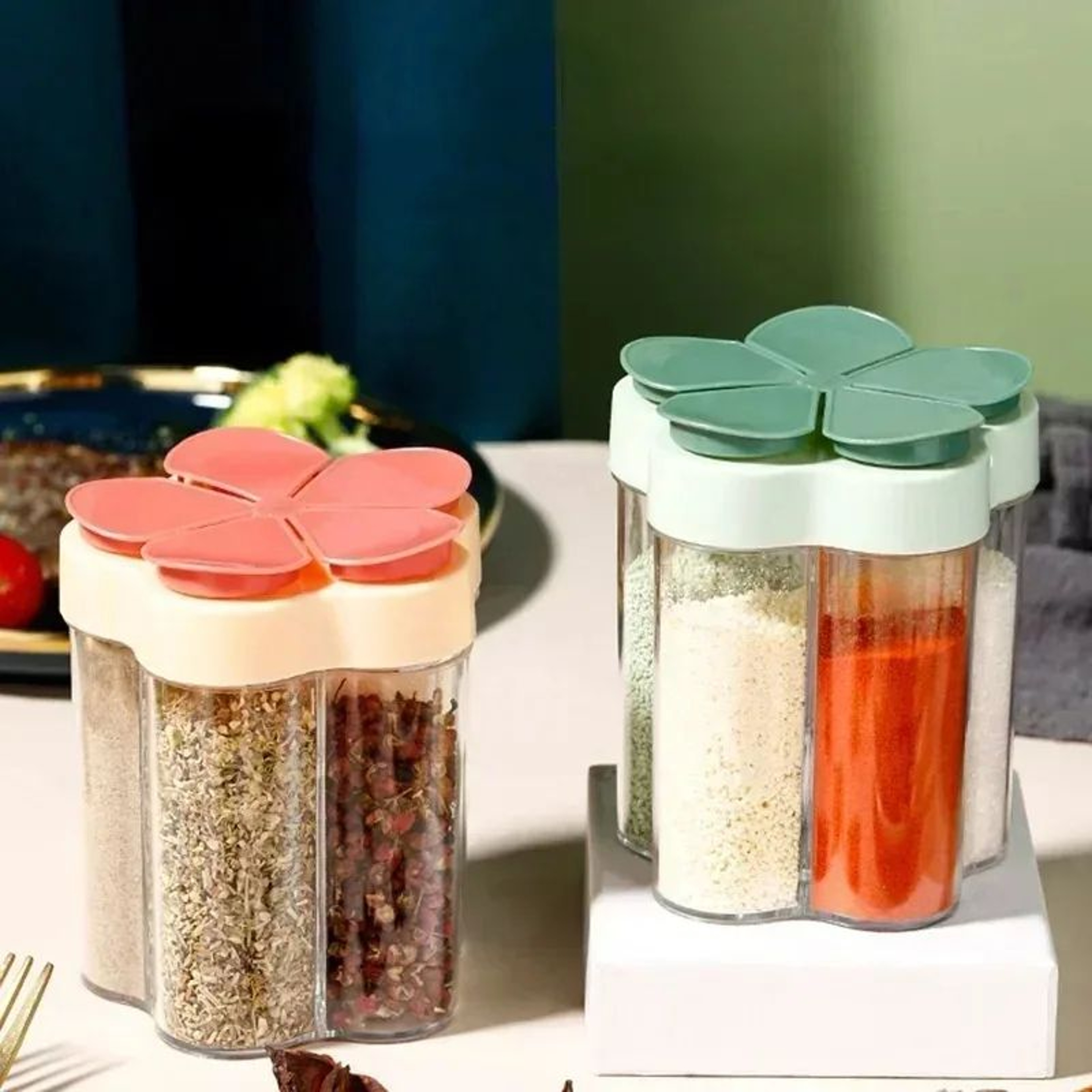 Compact Travel Spice Container  Portable Seasoning Jar For Kitchen  Camping 0