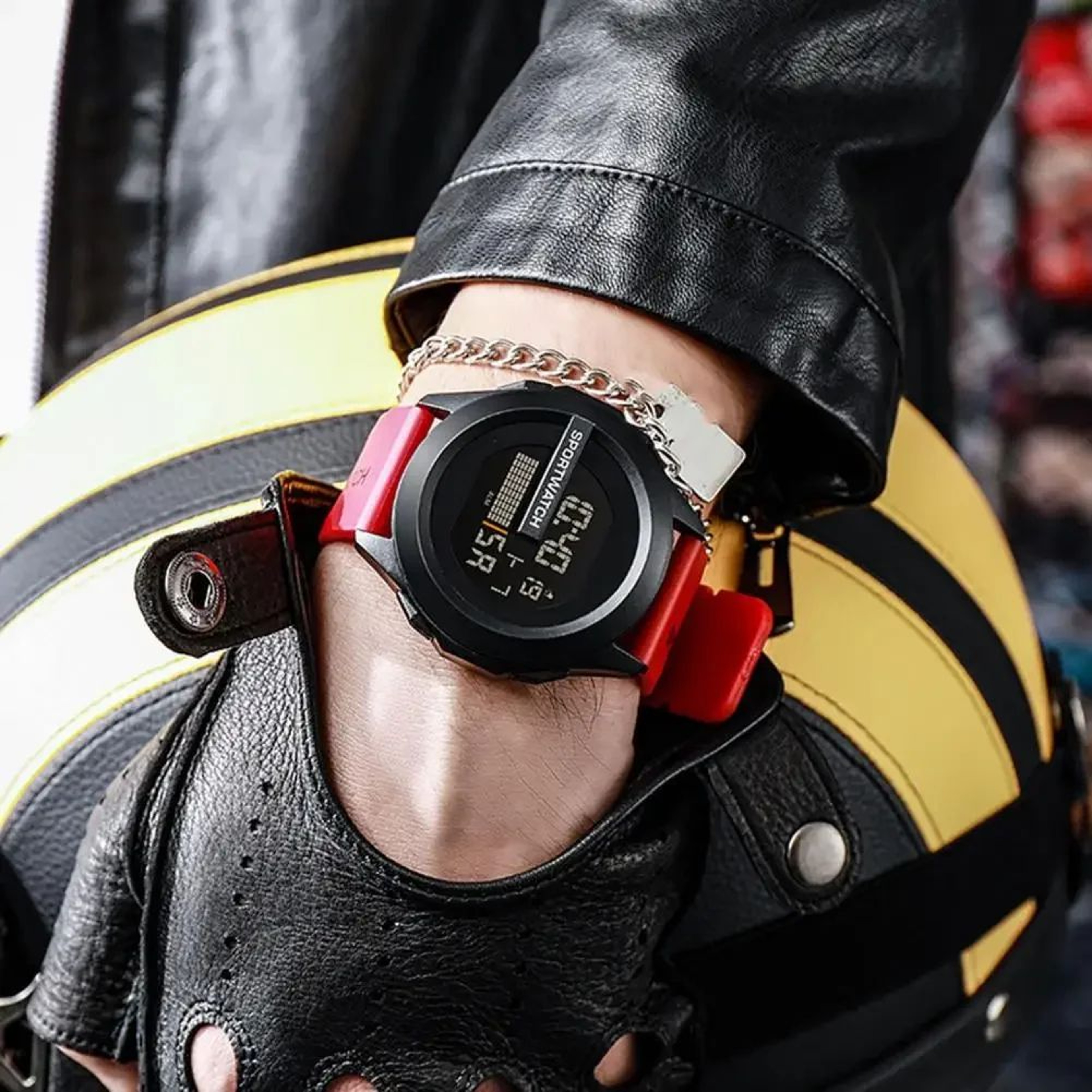 Men Waterproof LED Digital Sports Watch With Alarm  Fitness Functions 3