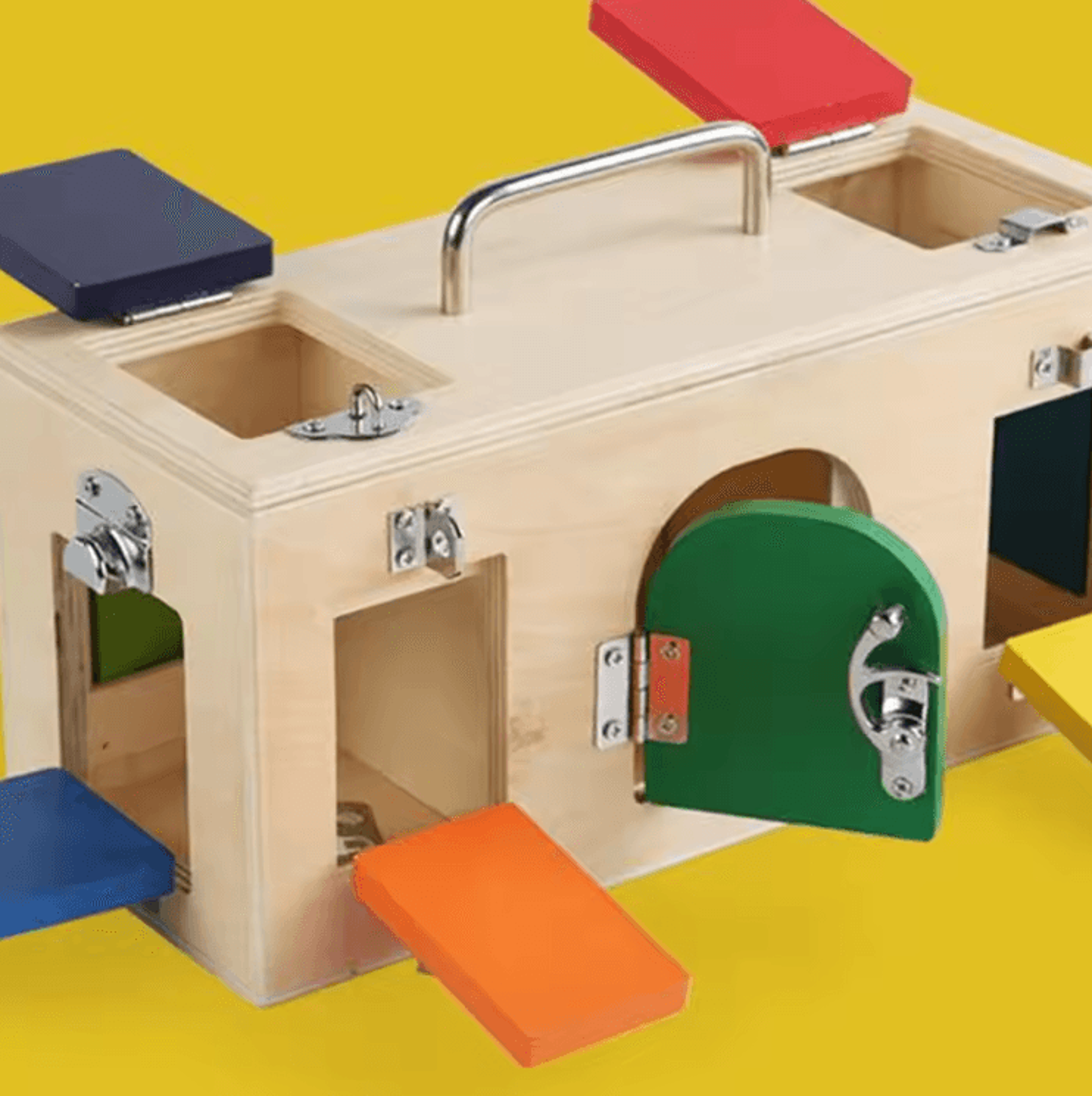 Wooden Busy Box Montessori Educational Material Lock Latch Box Early Educational Kids Toys Birthday 1