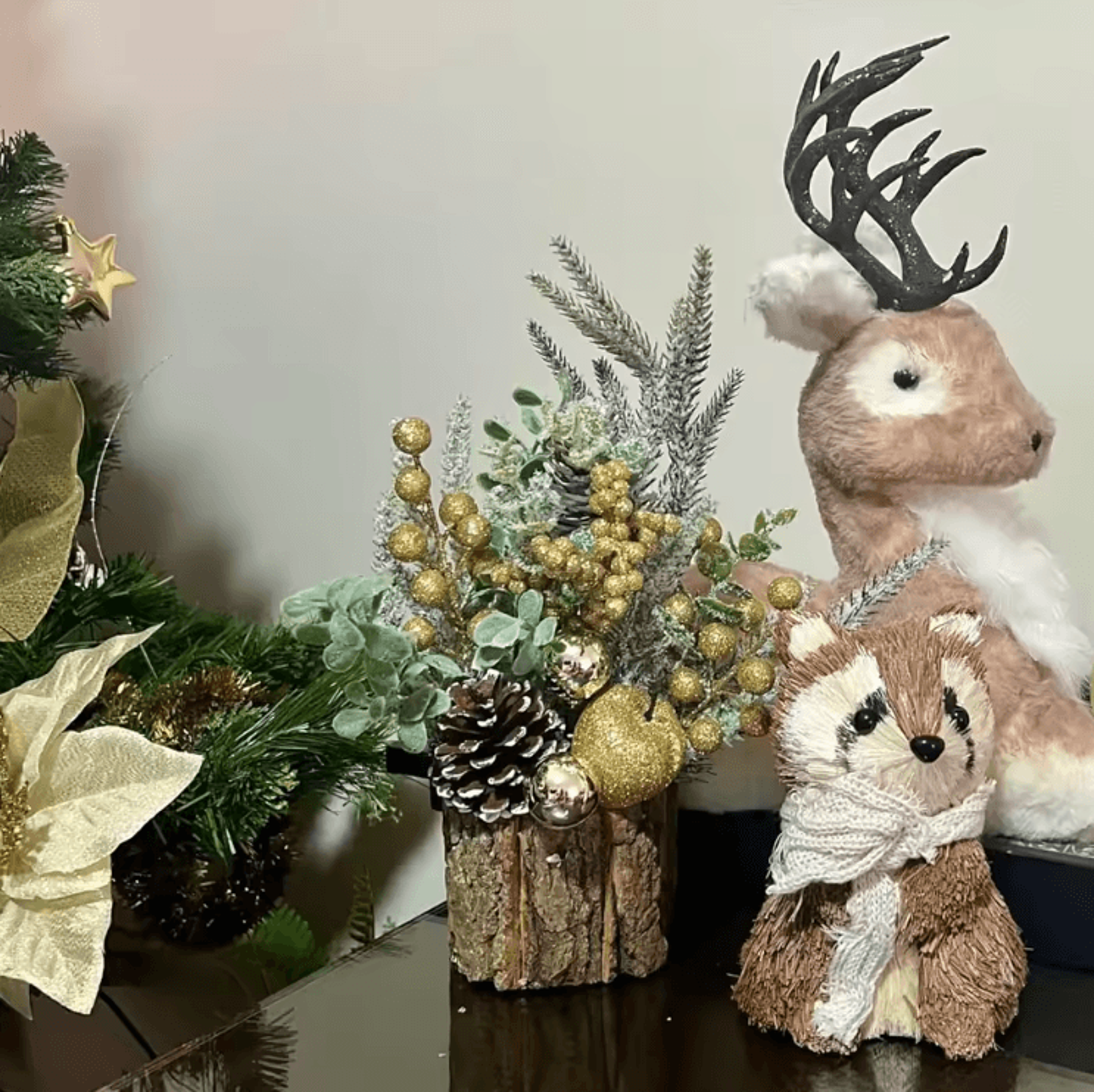 Mini Christmas Tree With Pine Cone  Red Berry  Tabletop Festive Decor 4