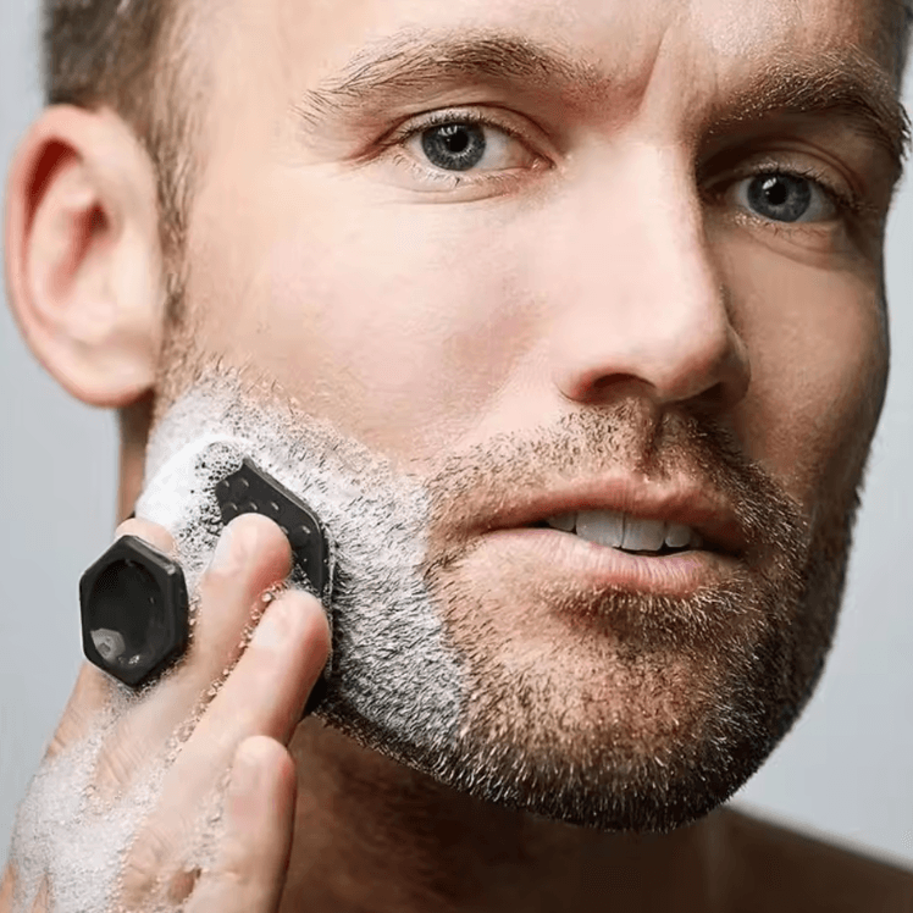 Silicone Facial Cleansing Brush Mini Deep Clean Face Scrubber For Men 1
