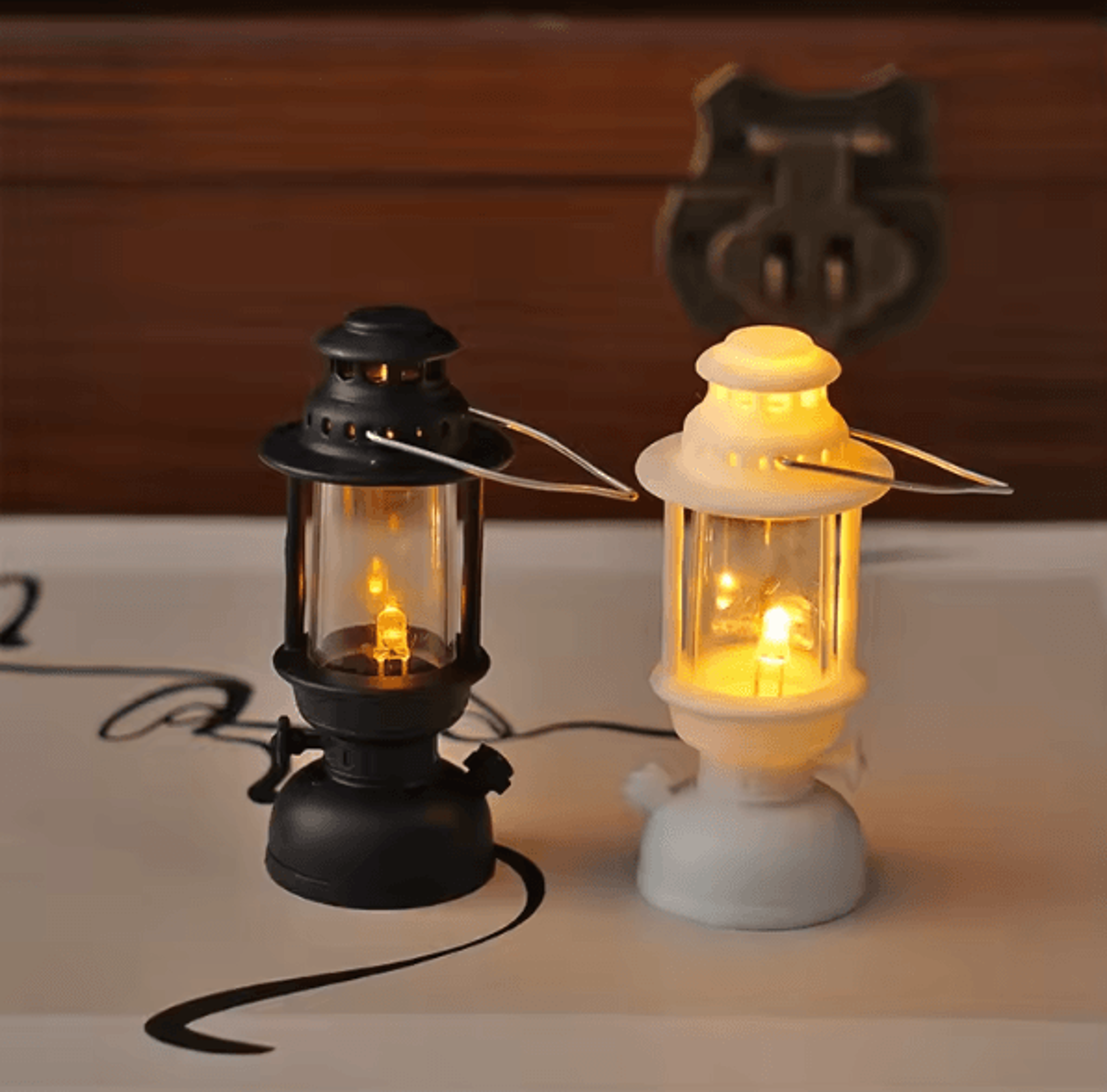 Mini LED Pony Lantern  Retro Dollhouse Light  Miniature Oil Lamp Decor 4