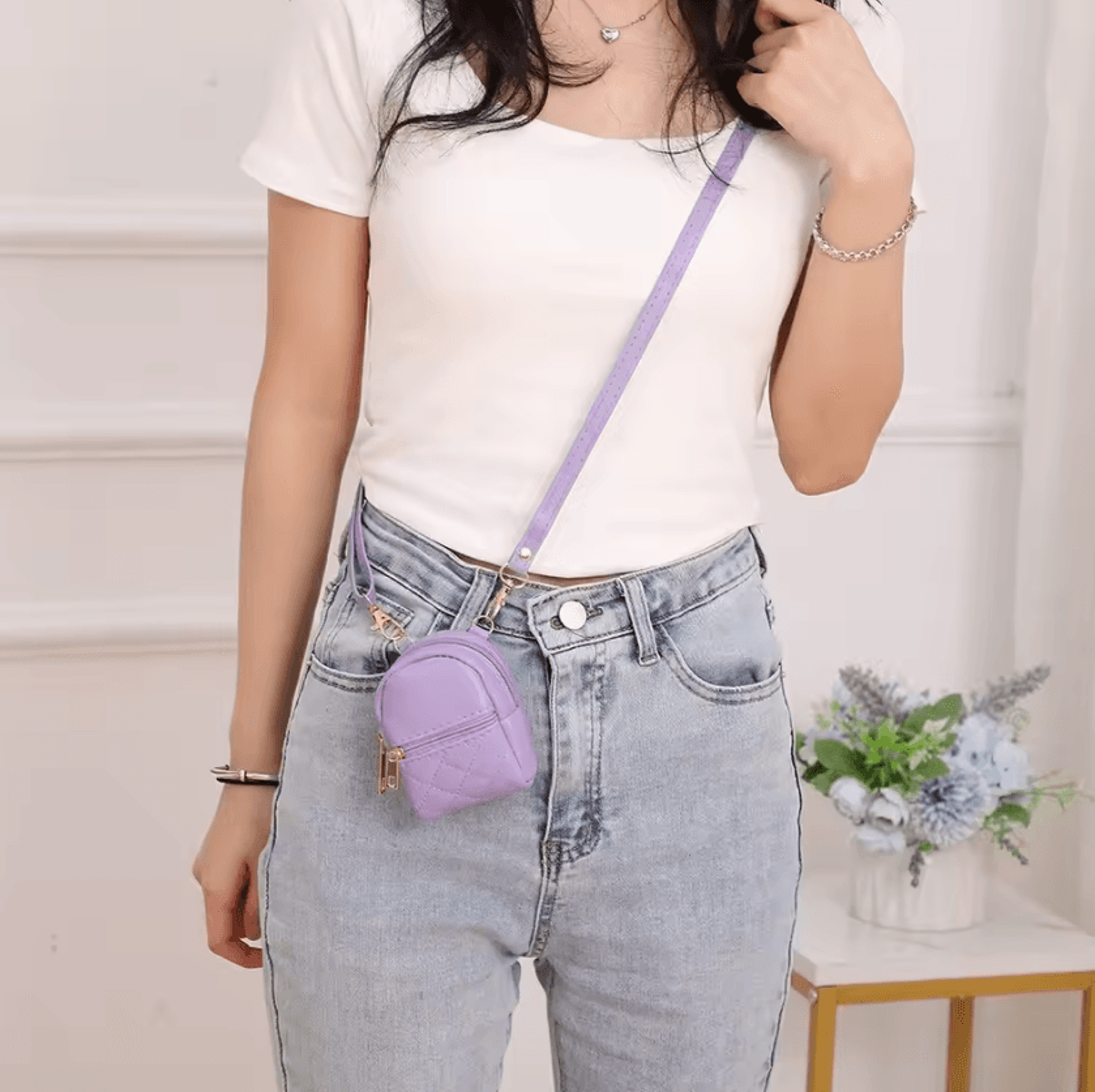 Mini PU Leather Crossbody Coin Purse  Lightweight Makeup  Everyday Essentials Bag 0