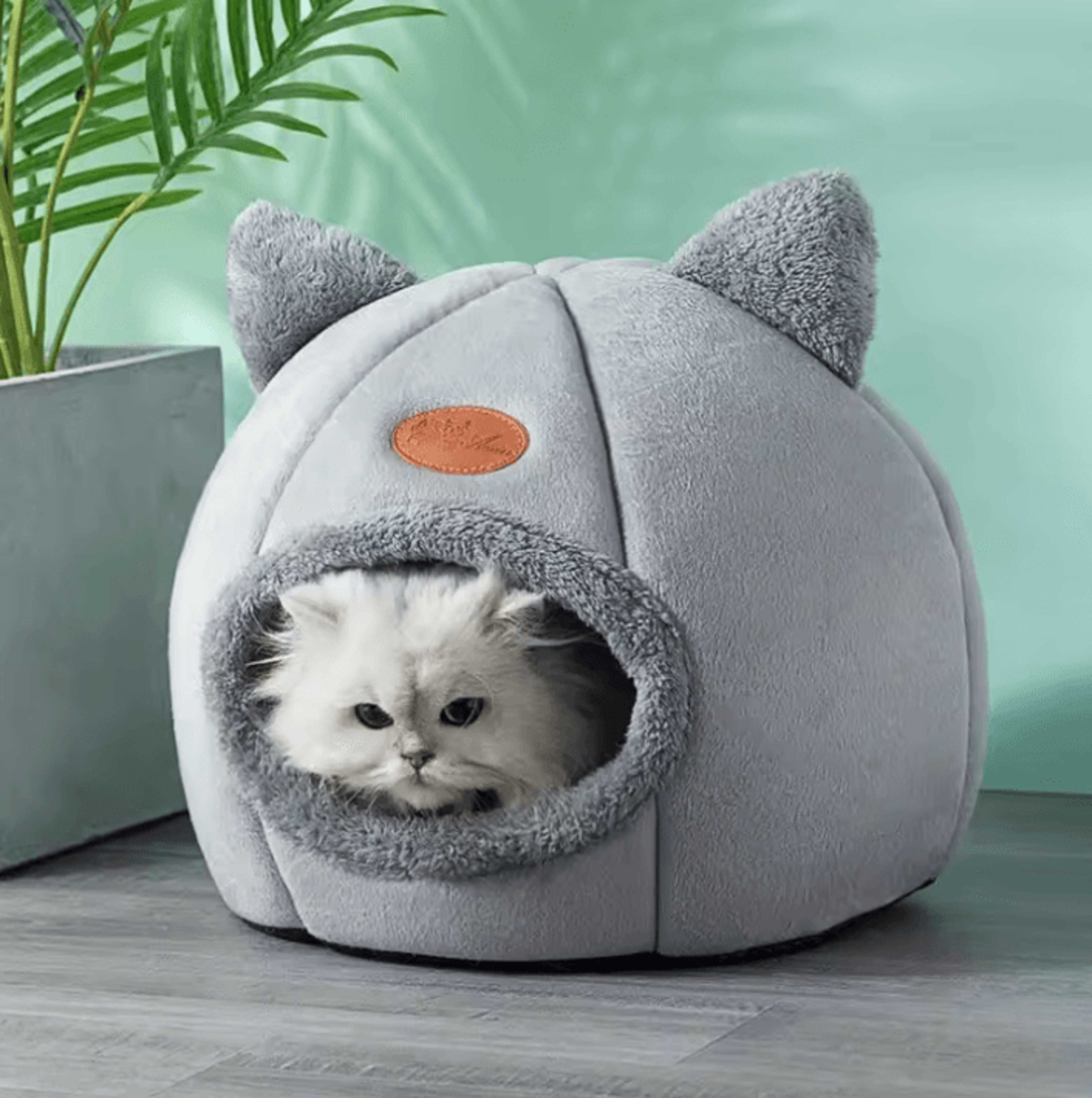 DreamCove Deep Sleep Winter Cat Cave Bed 2