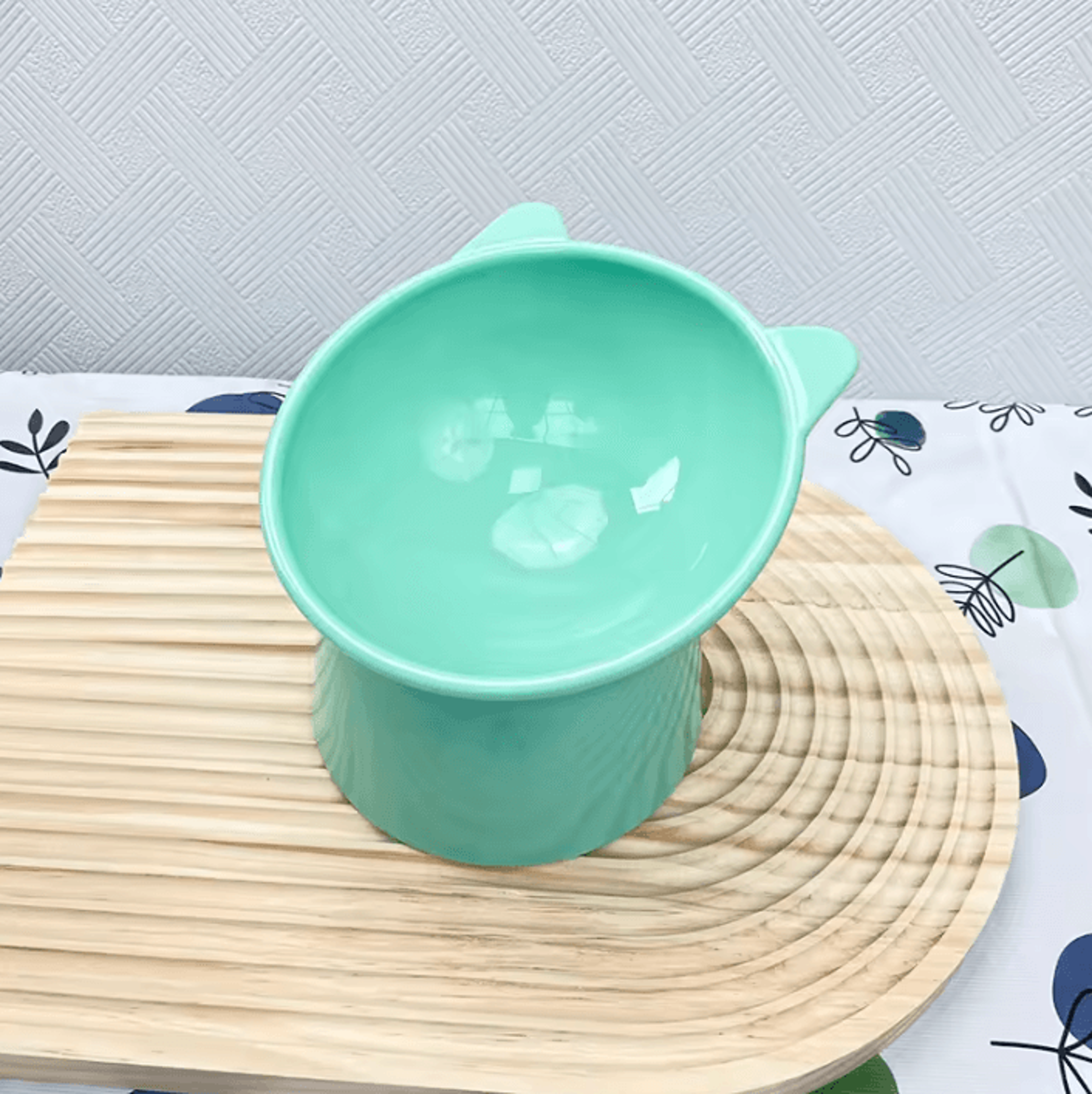 ComfortTilt Elevated Pet Feeding Bowl For Cats  Small Dogs 3