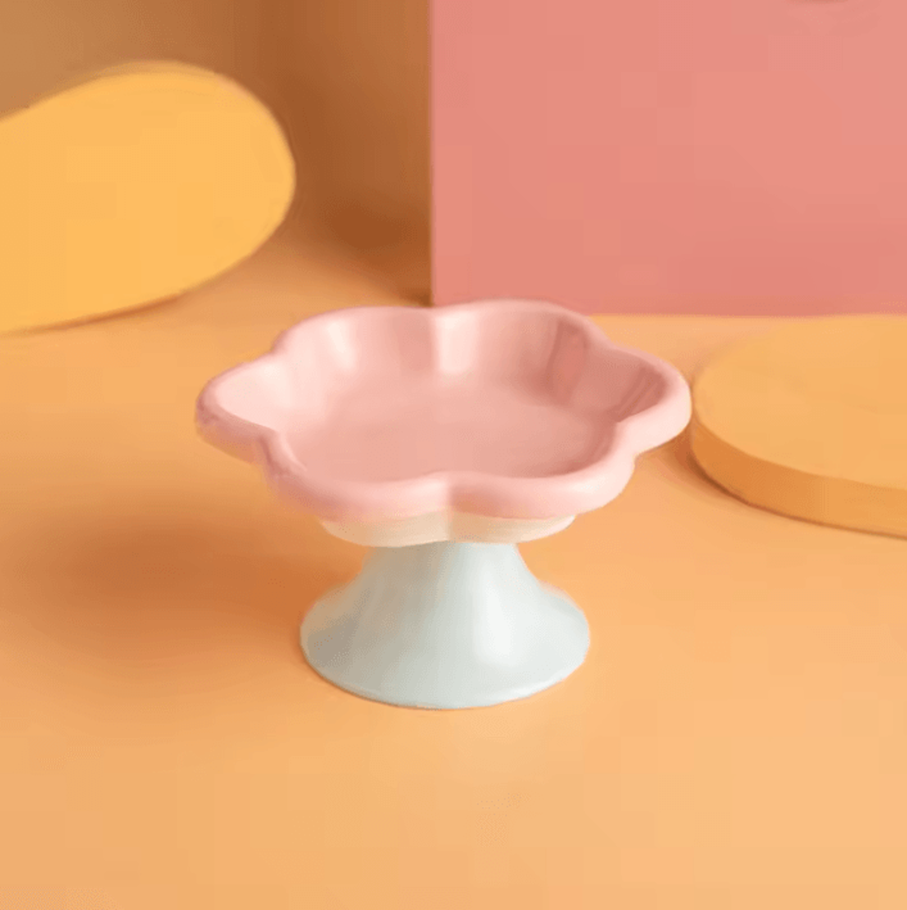 BloomPet Elevated Ceramic Flower Cat Bowl With Stand 2