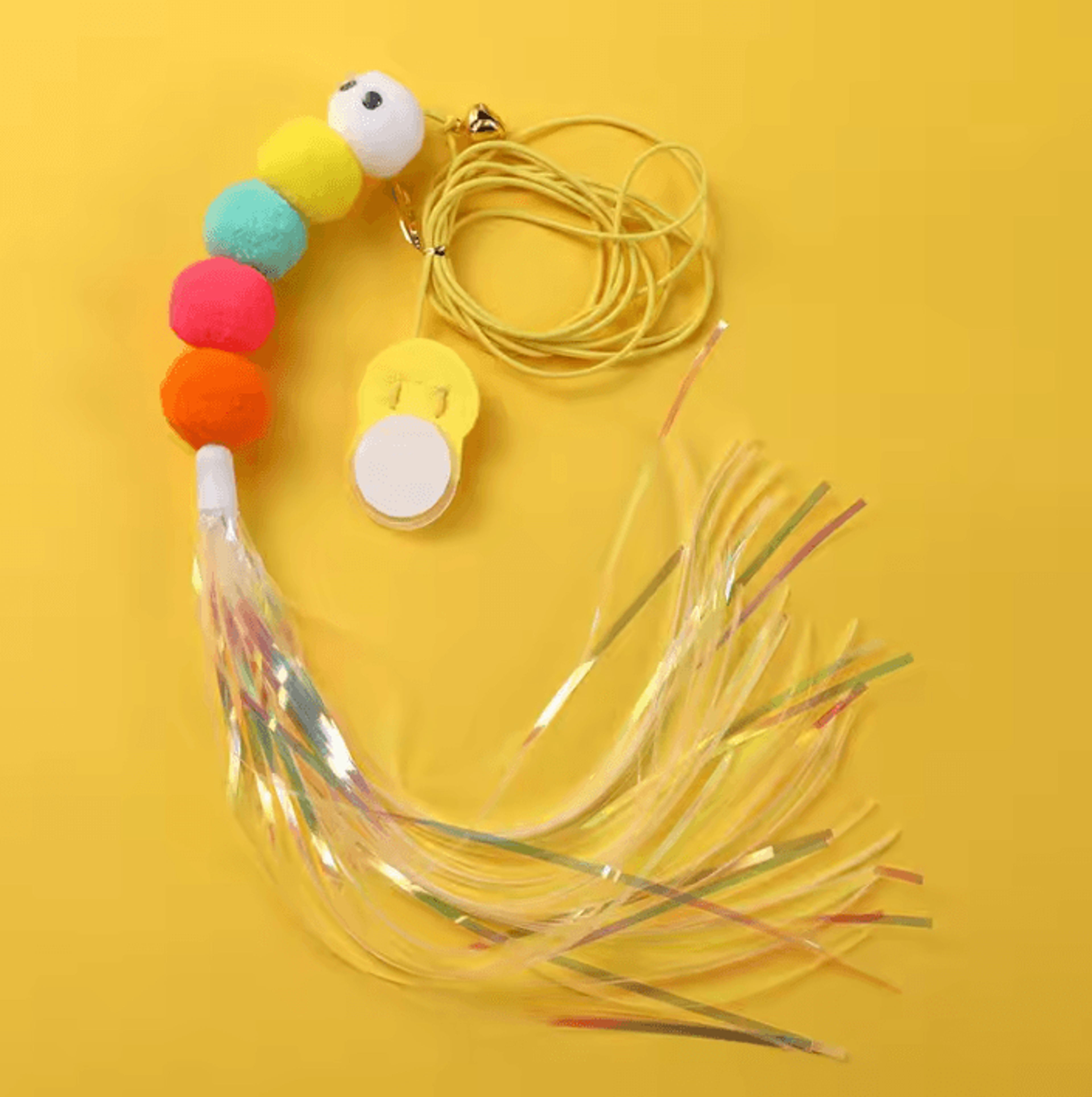 DoorDangler Interactive Hanging Cat Toy With Feather Teaser 2