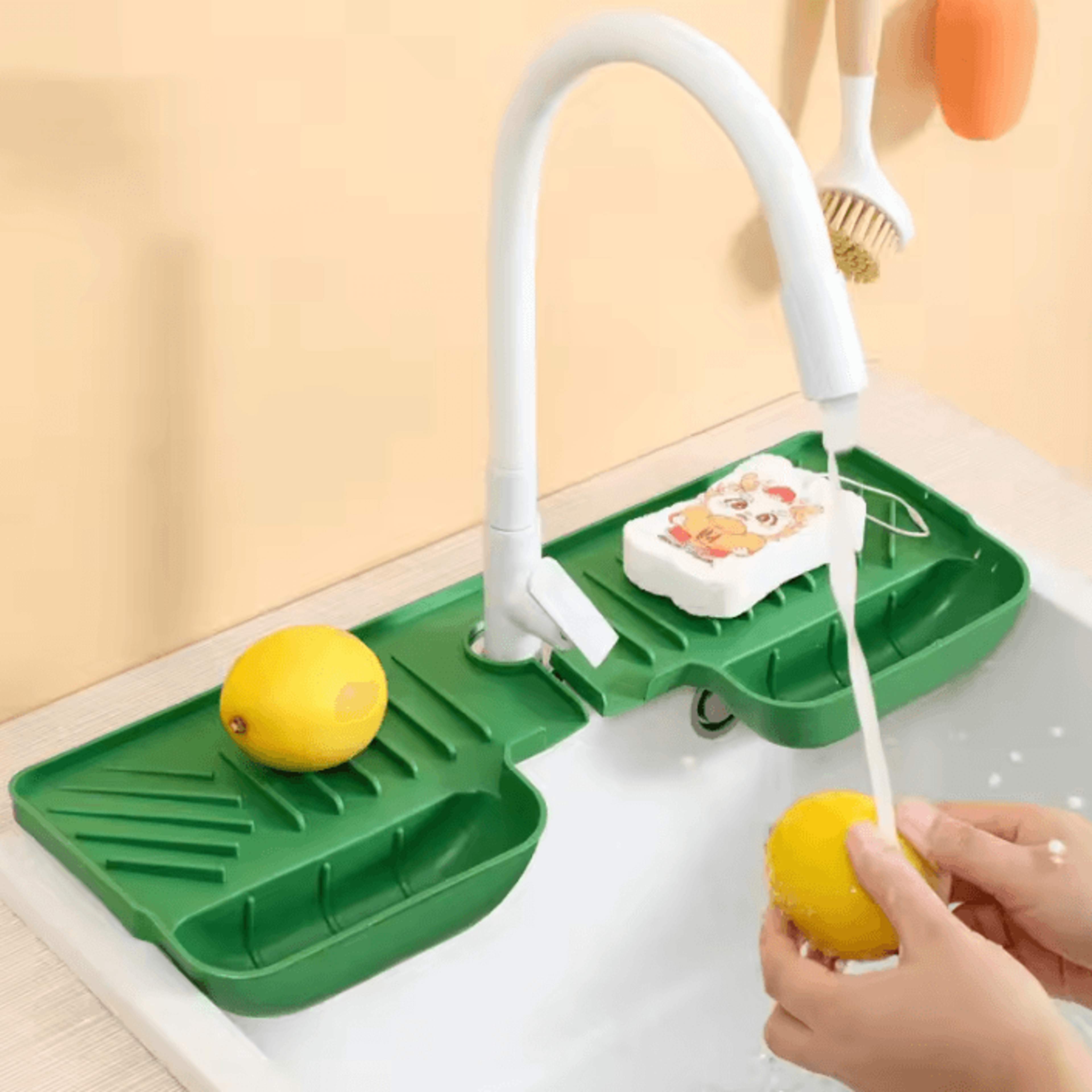 Silicone Sink Splash Guard Mat For Faucet  Countertop Protection 1