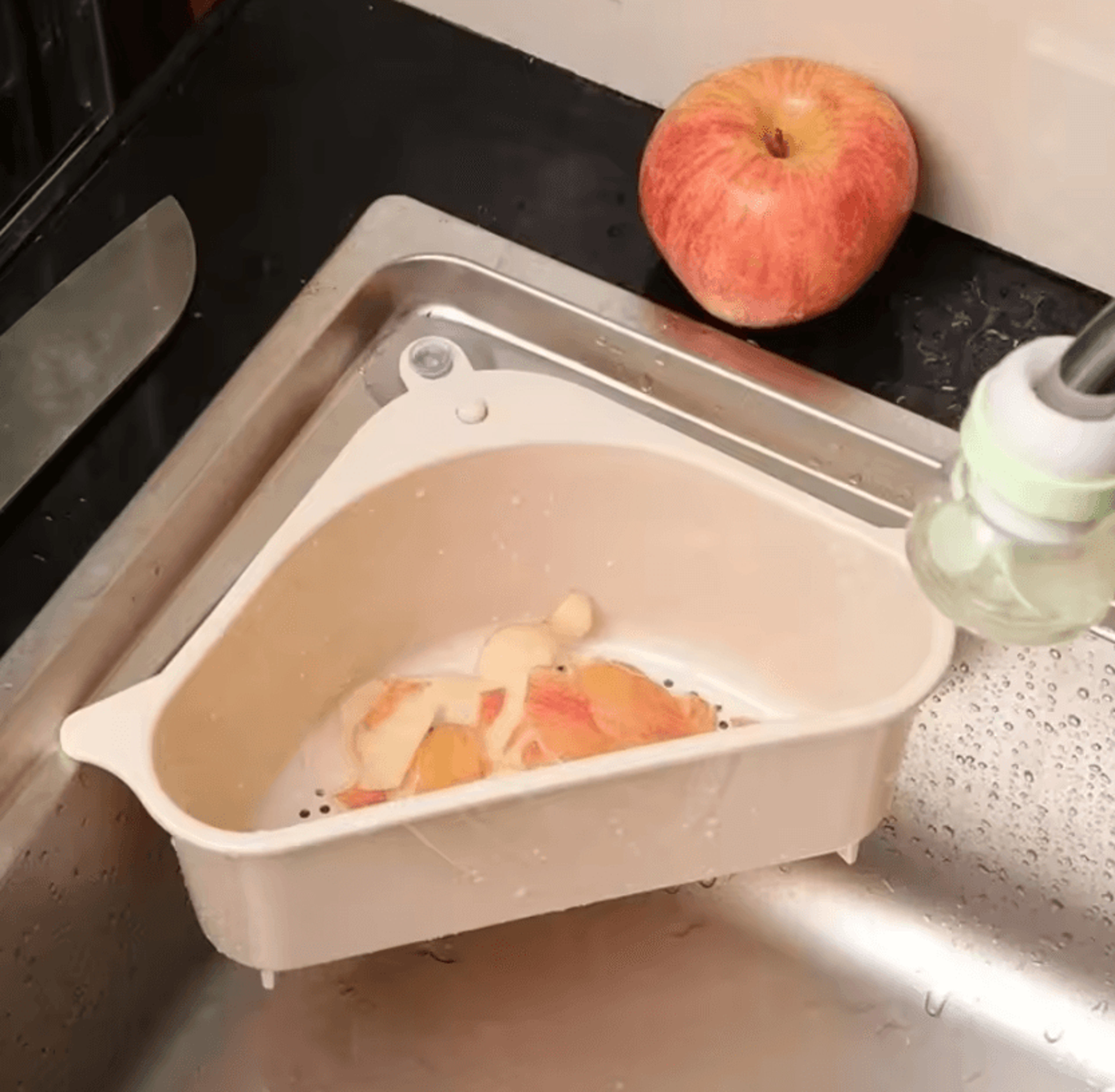 Triangular Sink Strainer Basket  Suction Cup Drain Shelf For Fruits Vegetables  Sponges 4