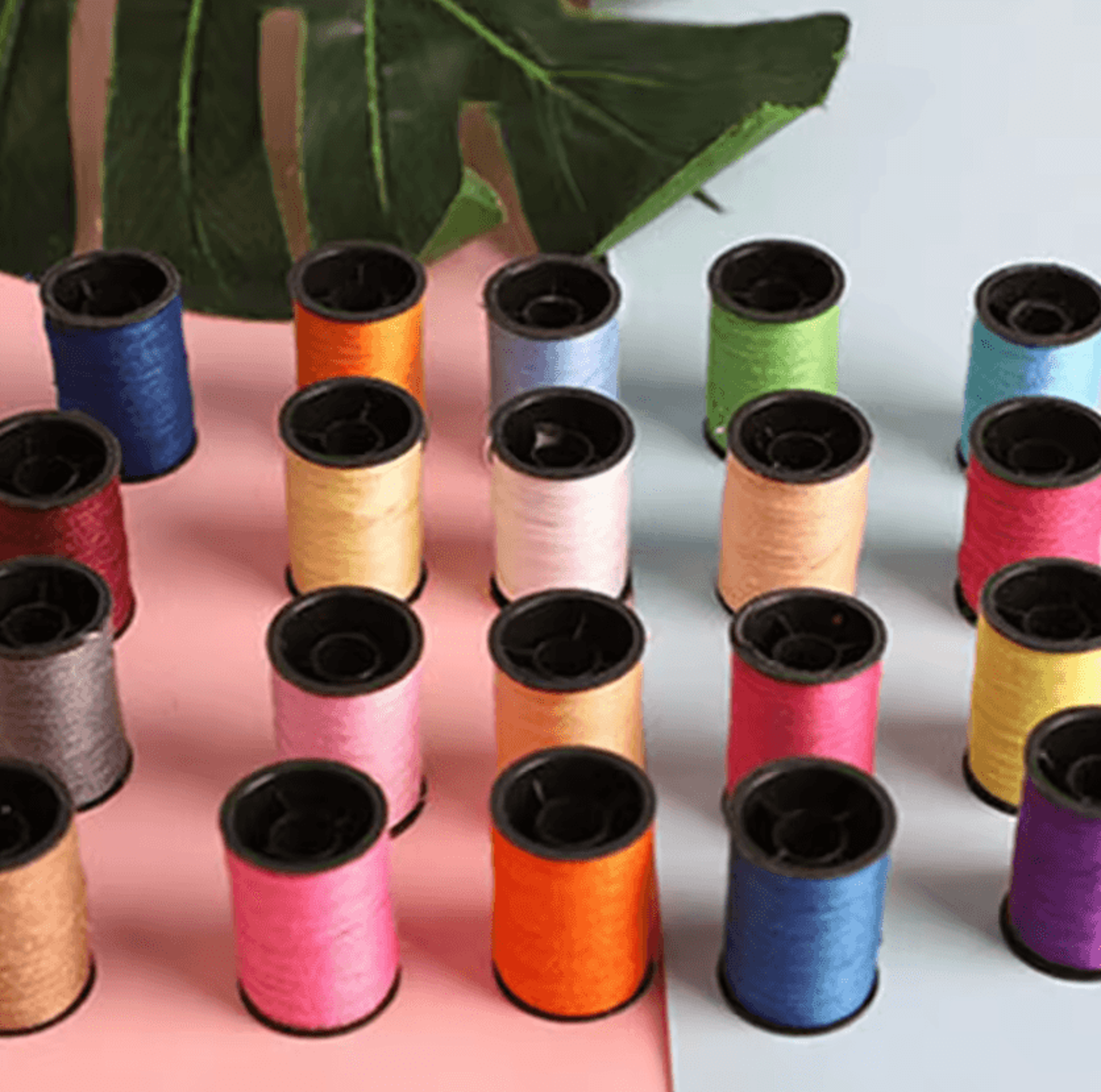Colorful Sewing Thread Kit Assorted Polyester Bobbins  Spools For Hand And Machine Sewing 1