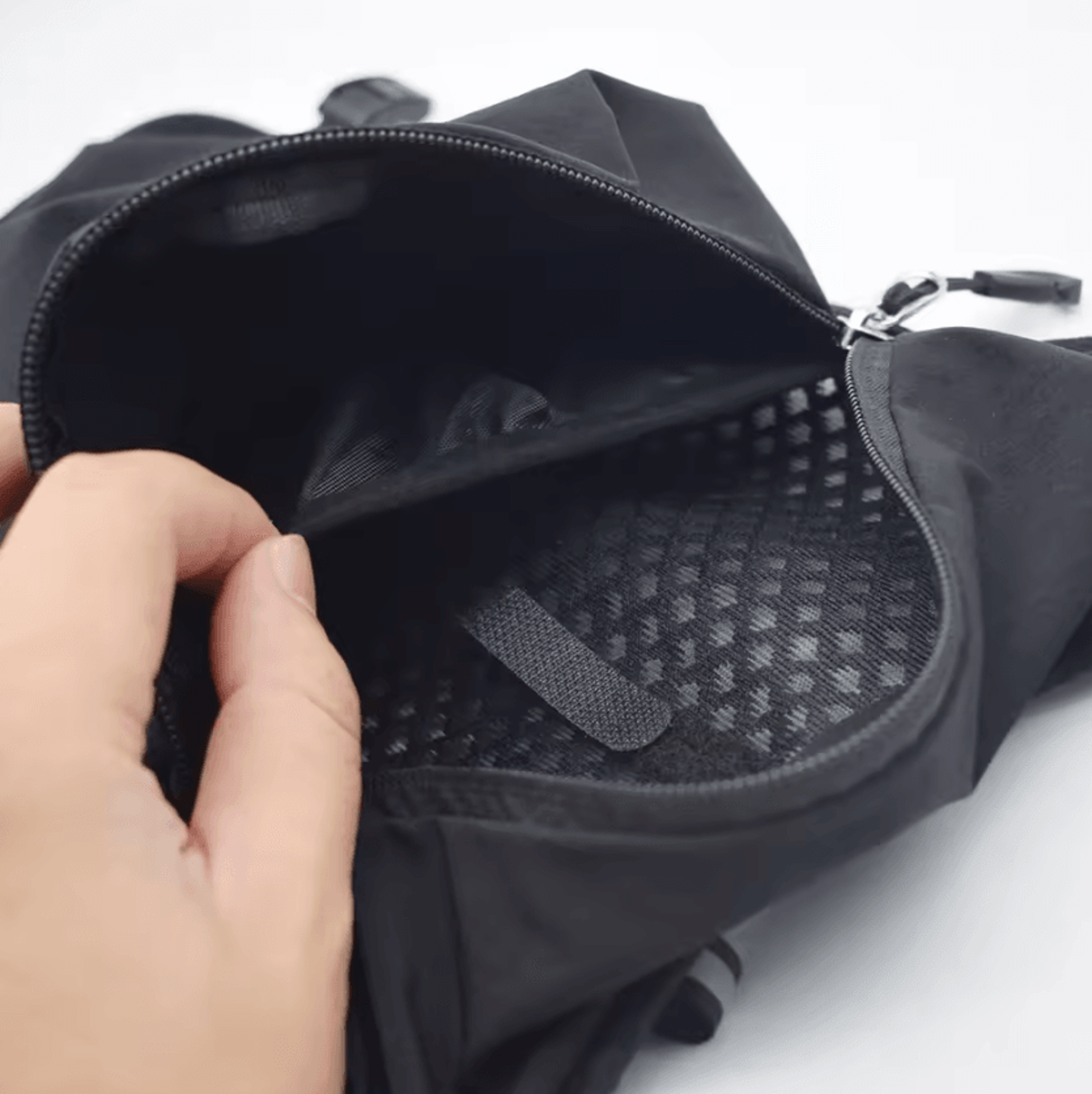 Lightweight Hydration Running Vest Backpack For Marathon Hiking And Cycling 2